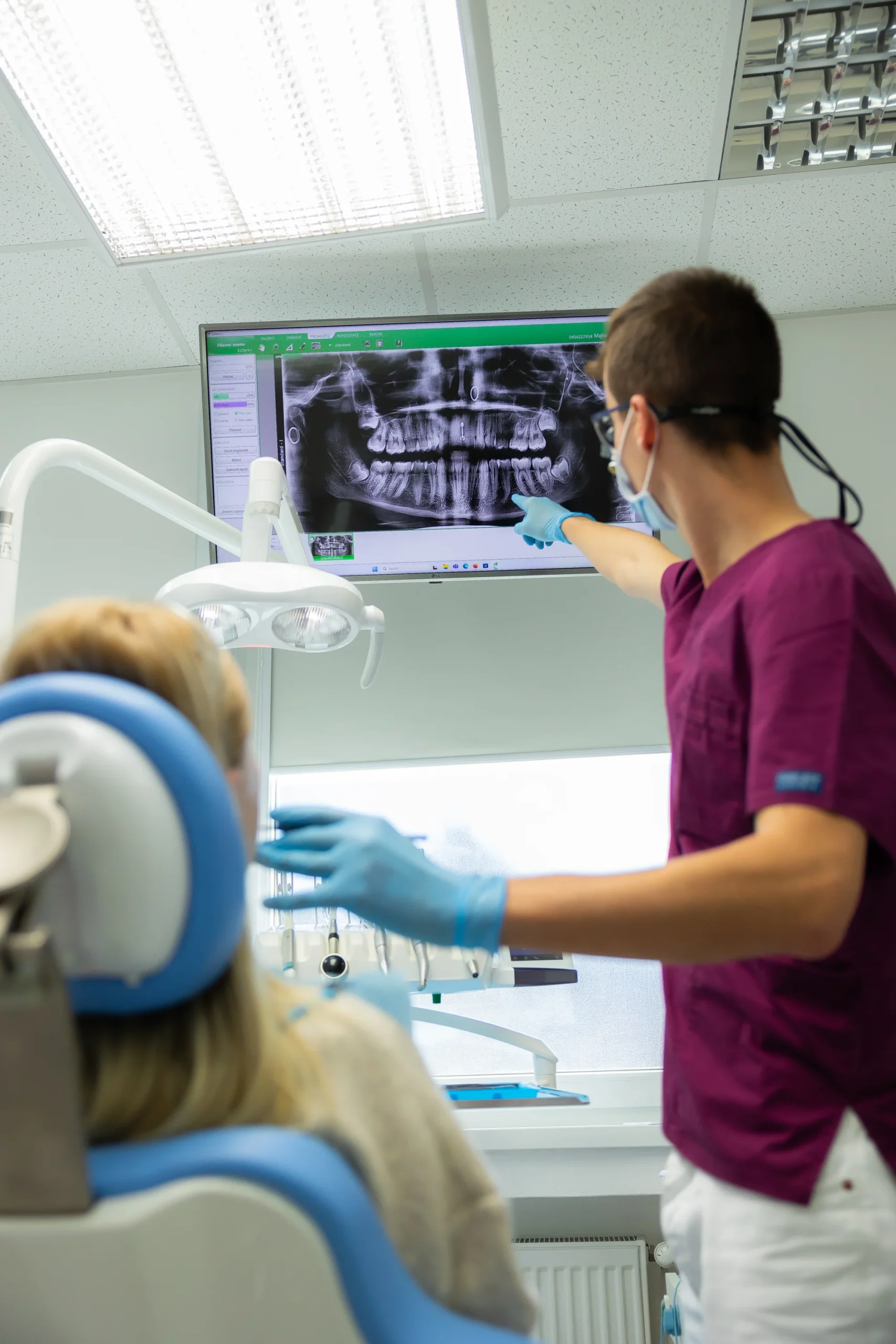Dentálna hygiena alebo šetrné bielenie pomocou laseru Fotona v zubnej klinike DENTAL MEDICARE – Obrázok 2