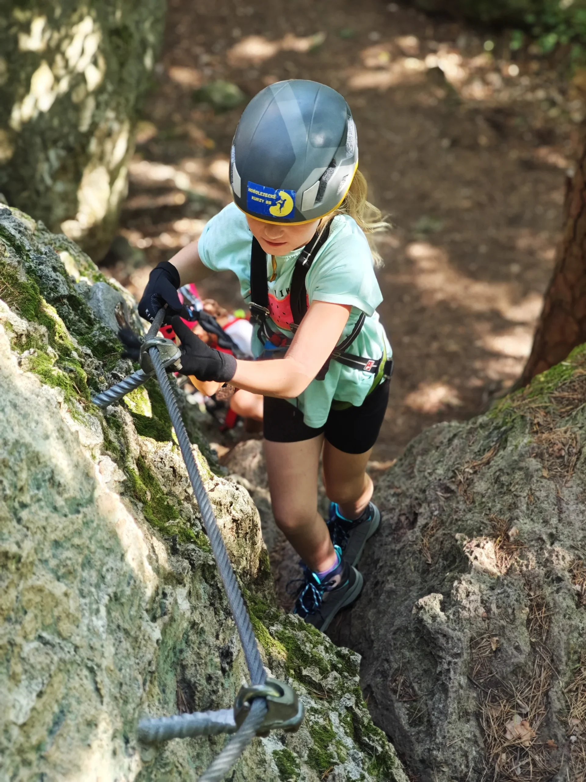 Ferrata ZVONIČKA NOVÁ BAŇA s certifikovaným inštruktorom: Detský ferratový kurz pre deti od 6 do 10 rokov – Obrázok 4