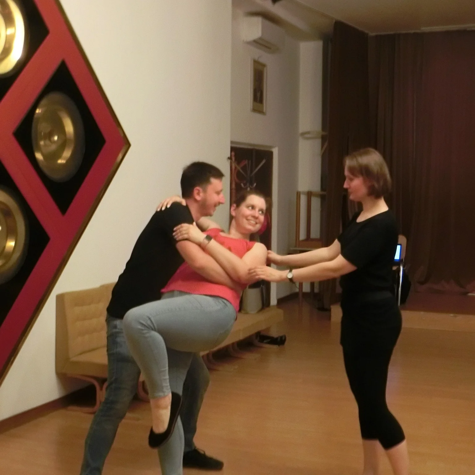 Tanečná terapia pre páry: Naučte sa spolu tancovať a buďte si bližší! – Obrázok 4