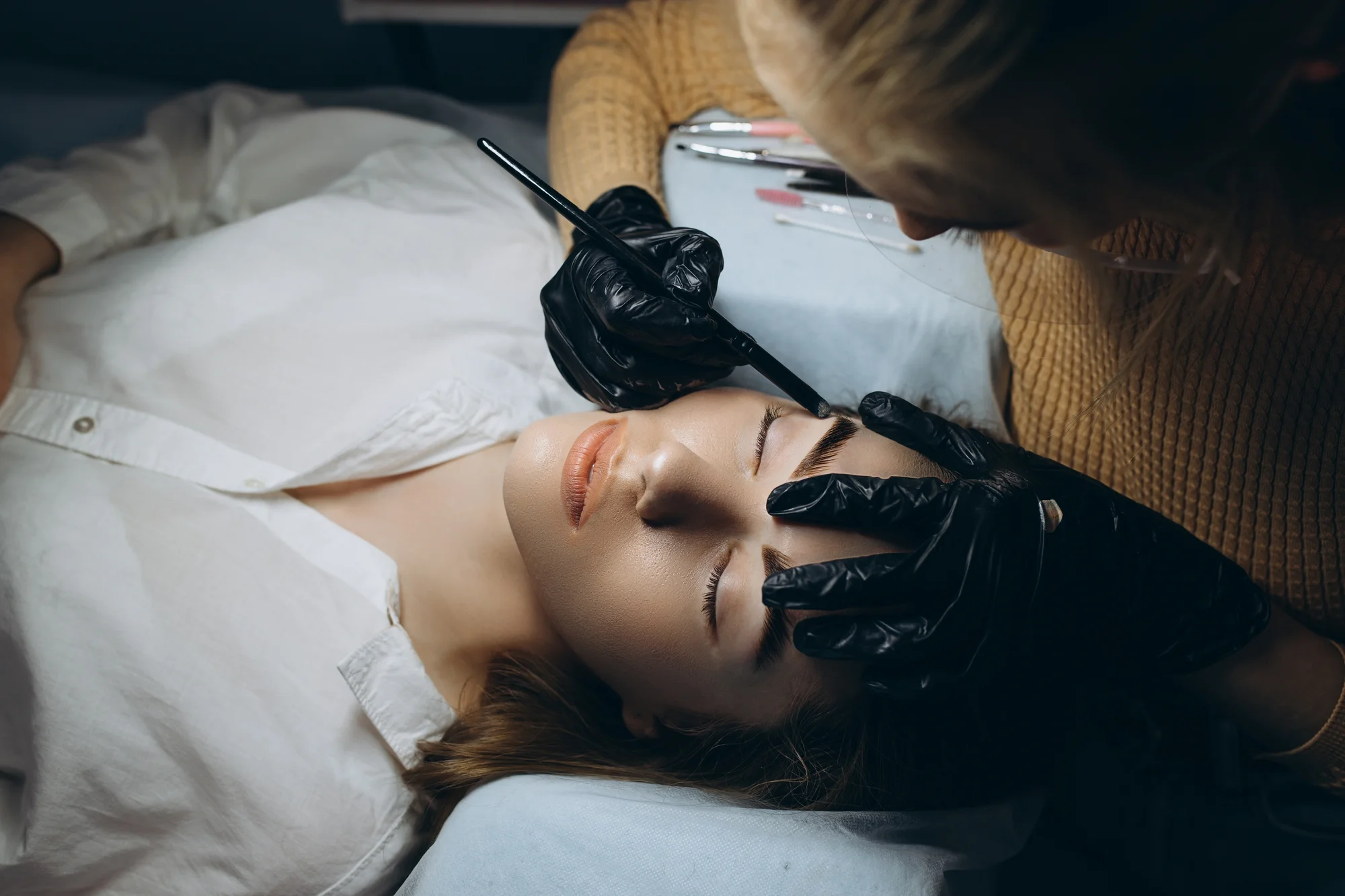 Pre krásny pohľad: laminácia obočia alebo lash lift mihalníc – Obrázok 2