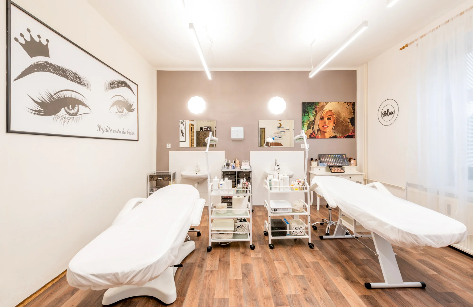 Relaxačné a kozmetické ošetrenia spojené s masážou pleti v salóne Beauty – Obrázok 2