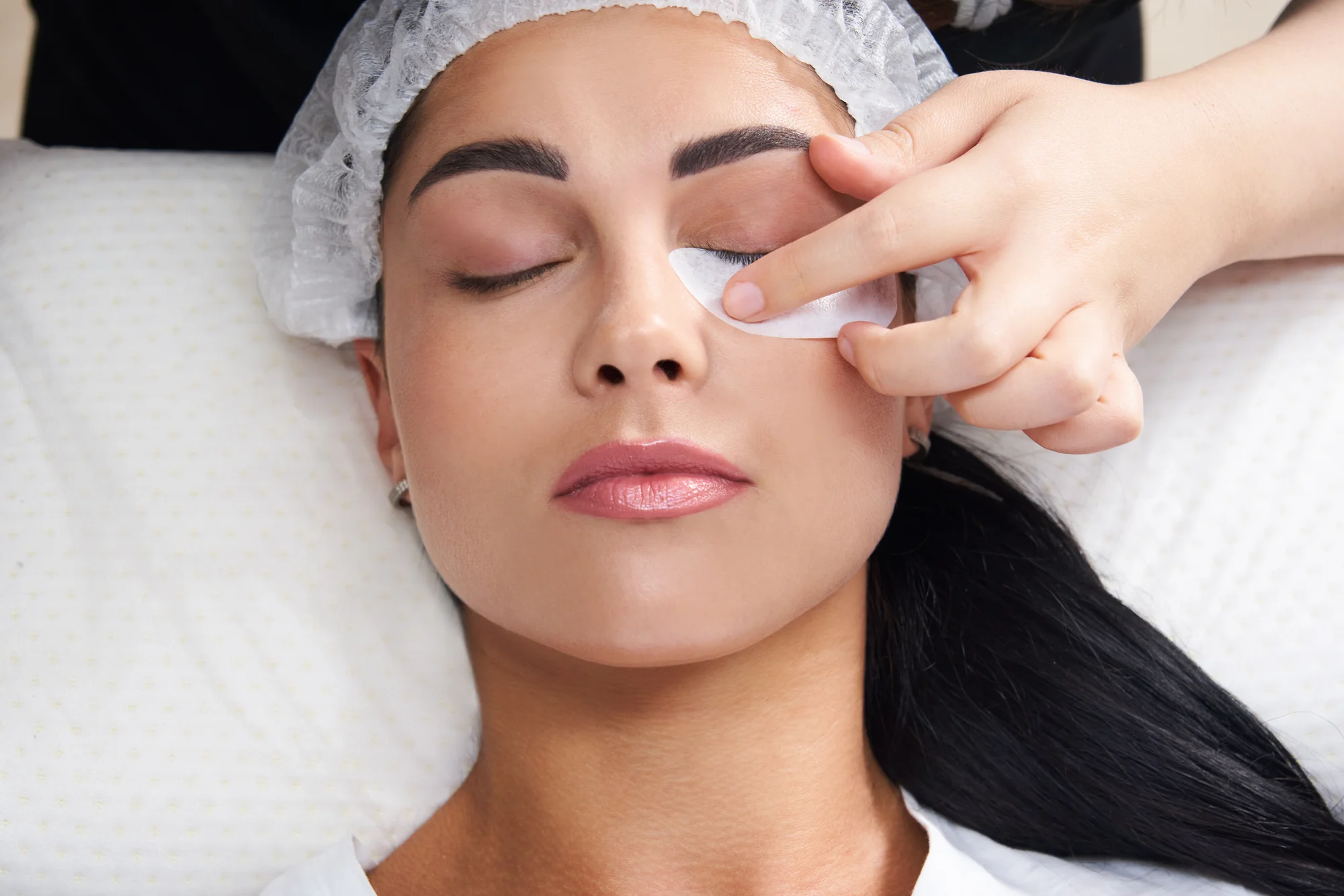 Laminácia obočia alebo lash lift mihalníc + vyživujúci "botox" – Obrázok 5