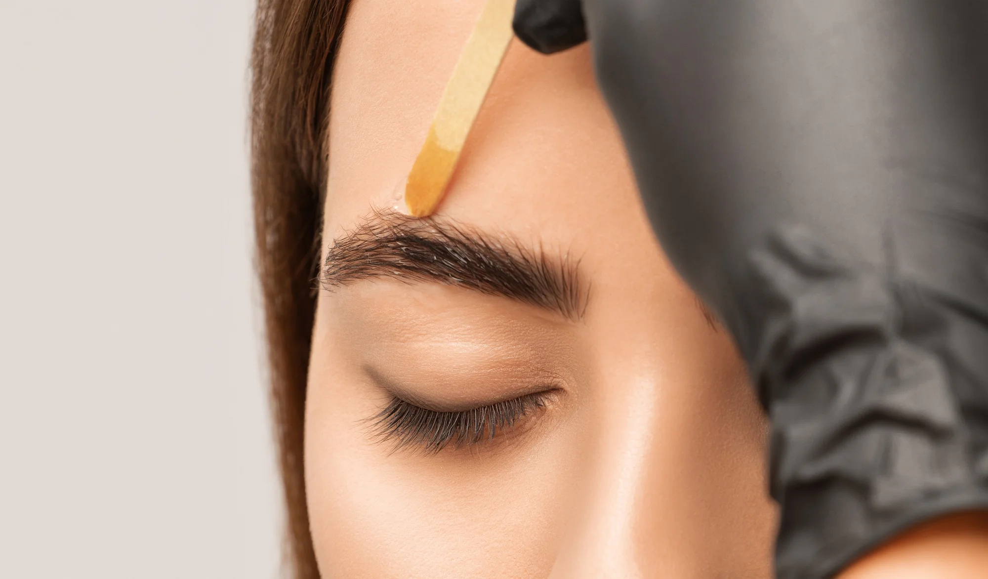 Laminácia obočia alebo lash lift mihalníc + vyživujúci "botox" – Obrázok 4