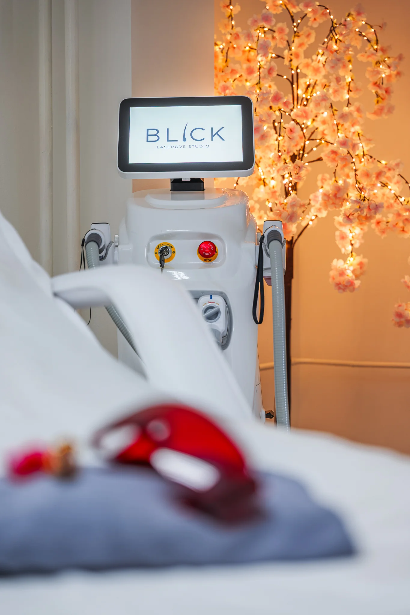 Život bez chĺpkov - bezbolestná dlhodobá epilácia laserom – Obrázok 2