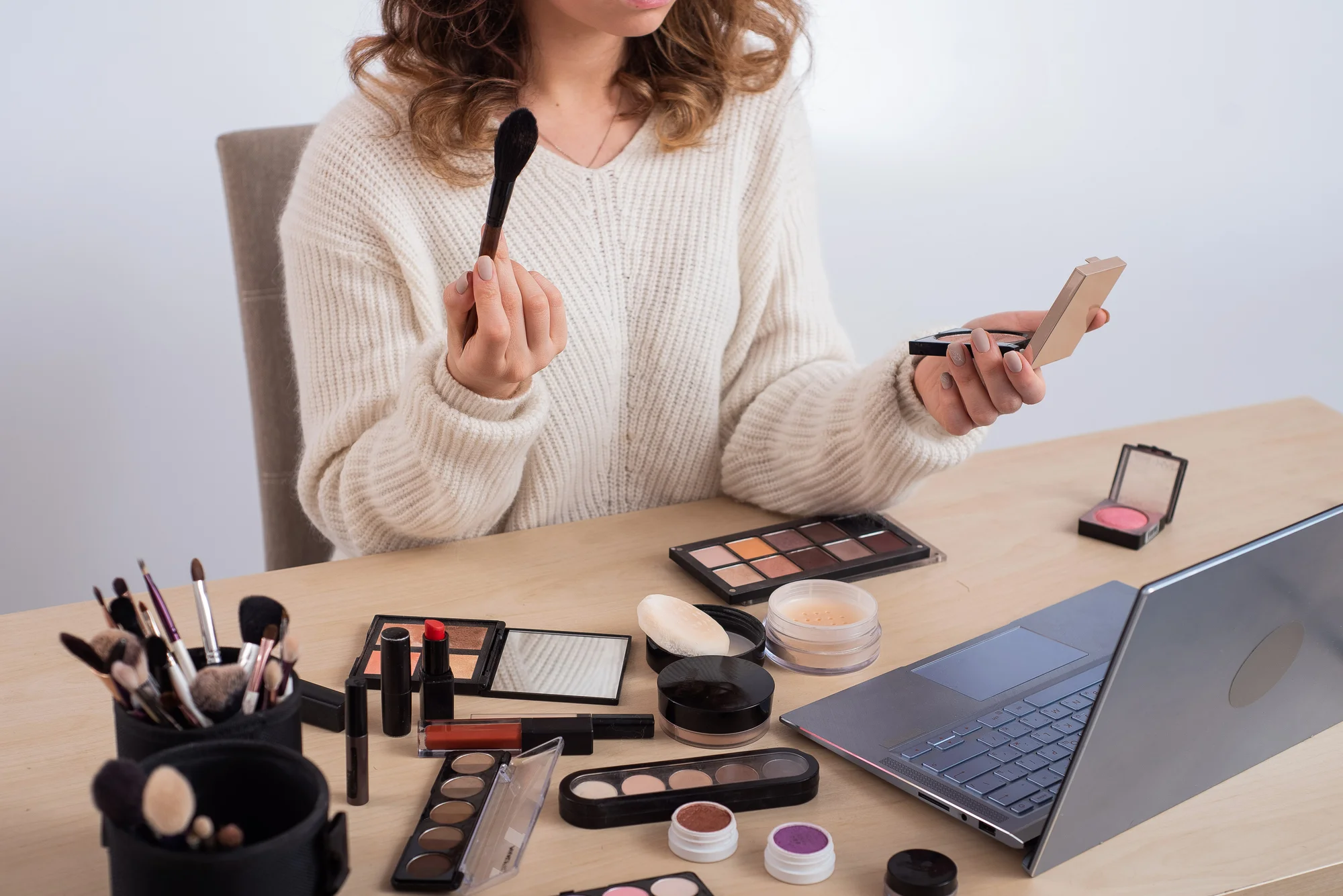 Odštartuj kariéru vizážistky: Online kurz MAKE-UP ARTIST pre 1 osobu – Obrázok 4