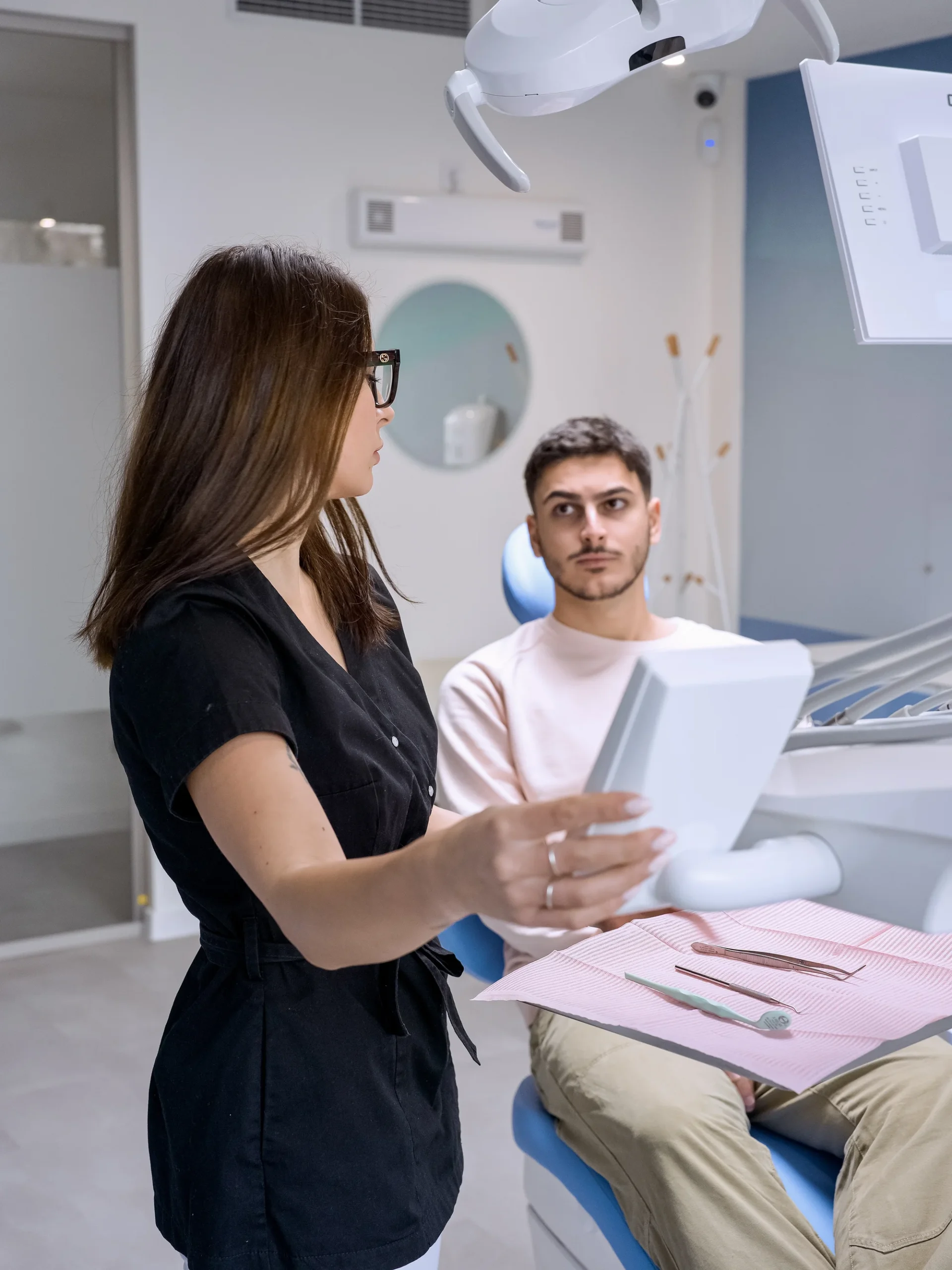 Dentálna hygiena alebo bielenie zubov technológiou Magic Light – Obrázok 4