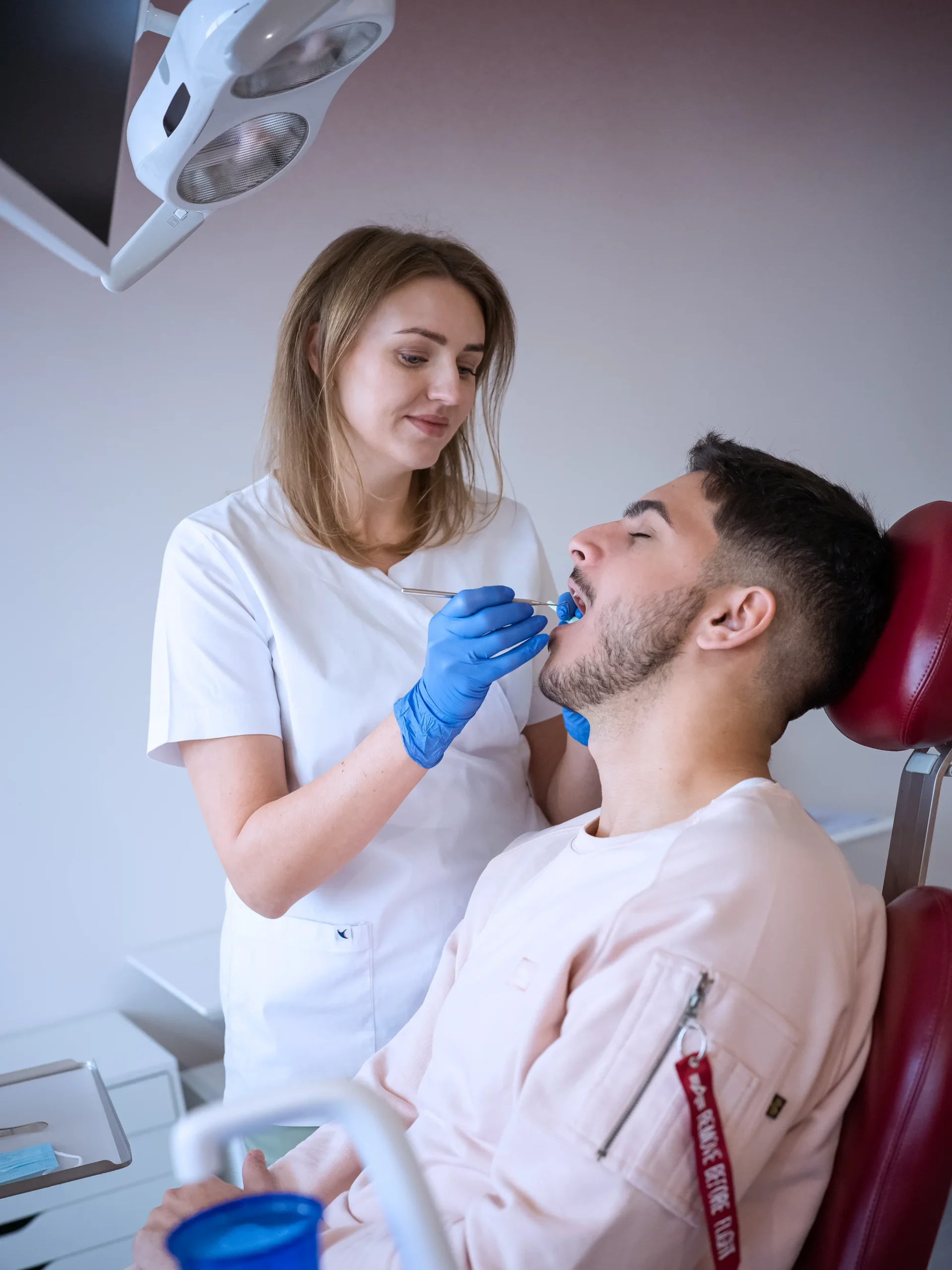 Dentálna hygiena alebo bielenie zubov technológiou Magic Light – Obrázok 2