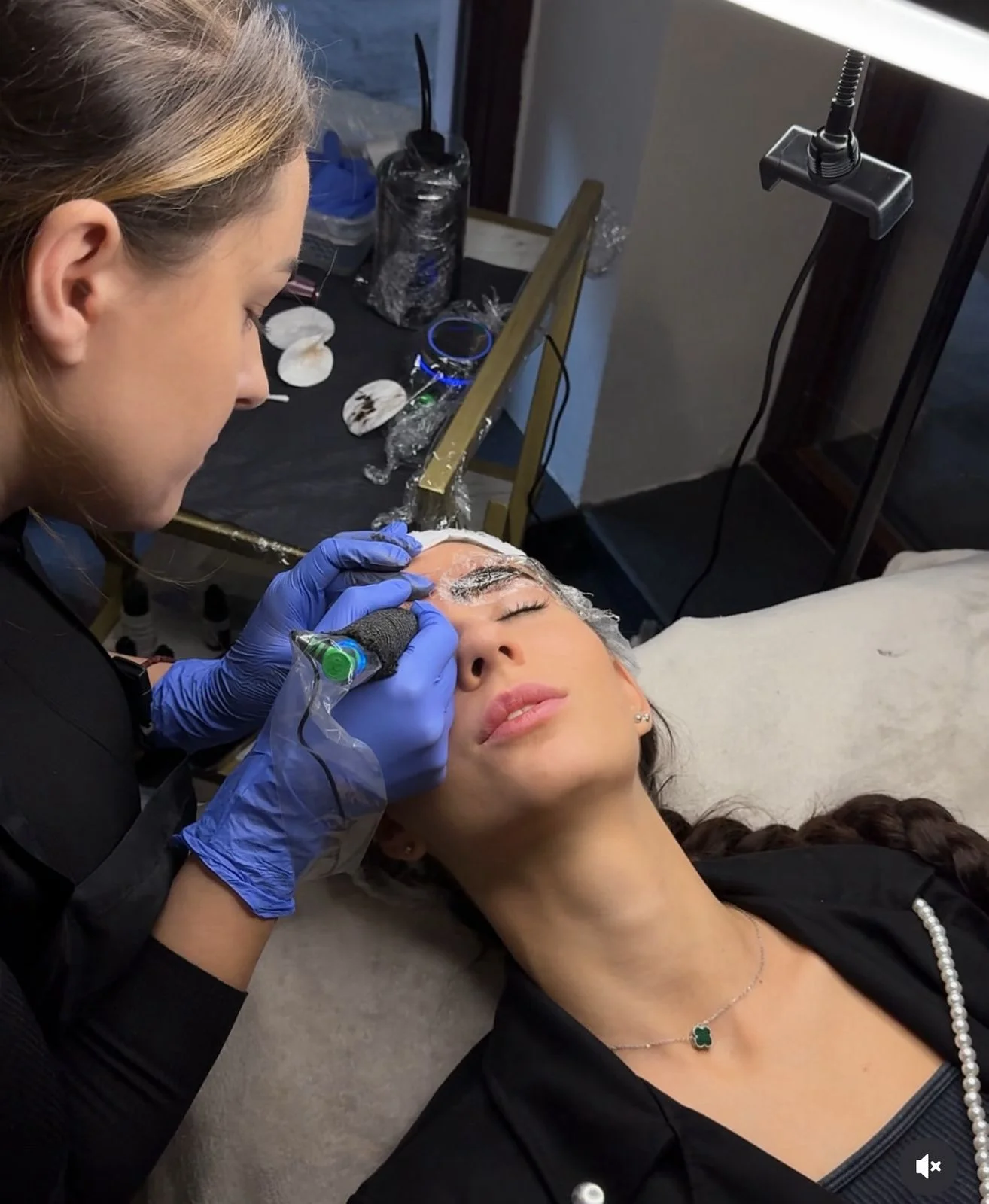 Permanentný make-up: Mihalnice, linka, obočie alebo pery – Obrázok 6