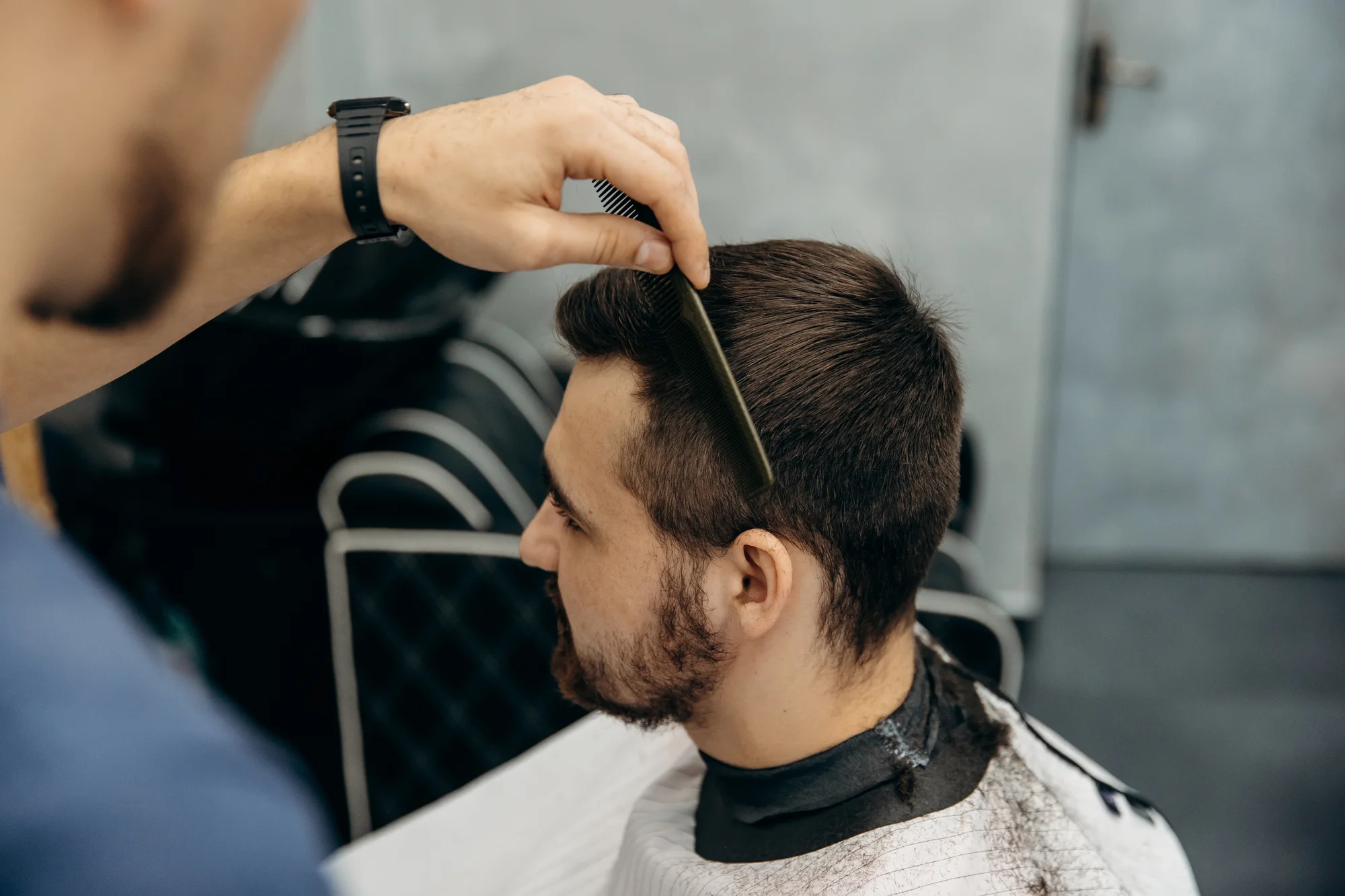 Pánsky barber strih samostatne alebo s úpravou brady – Obrázok 5