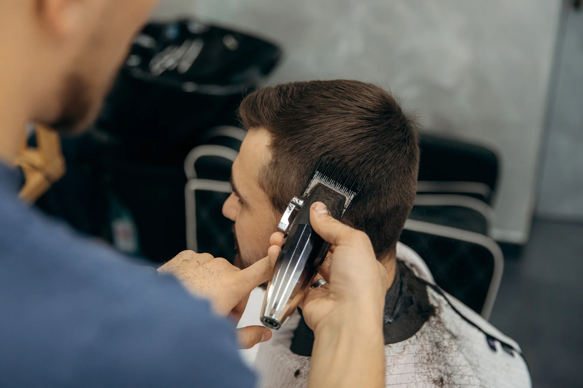 Pánsky barber strih samostatne alebo s úpravou brady – Obrázok 4