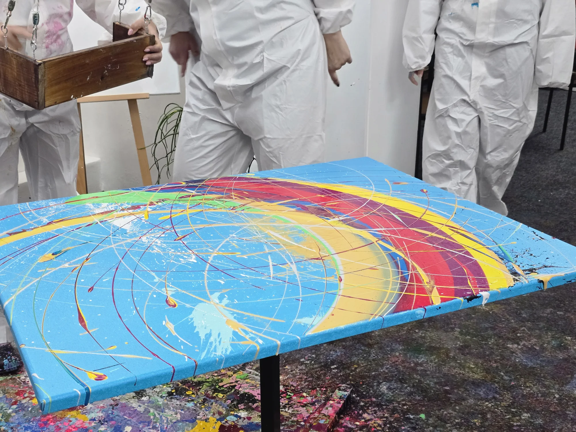 Zážitkové maľovanie zábavnými technikami - Gravity Art či 3D pasta – Obrázok 3