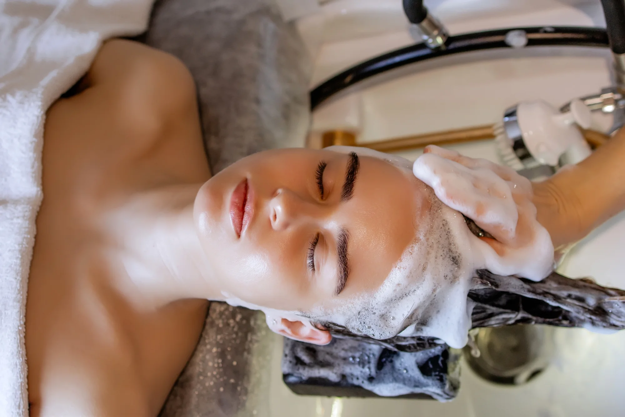 Headspa s aromaterapiou pre dospelých i deti na klinike N1 Pro Aesthetic clinic – Obrázok 4