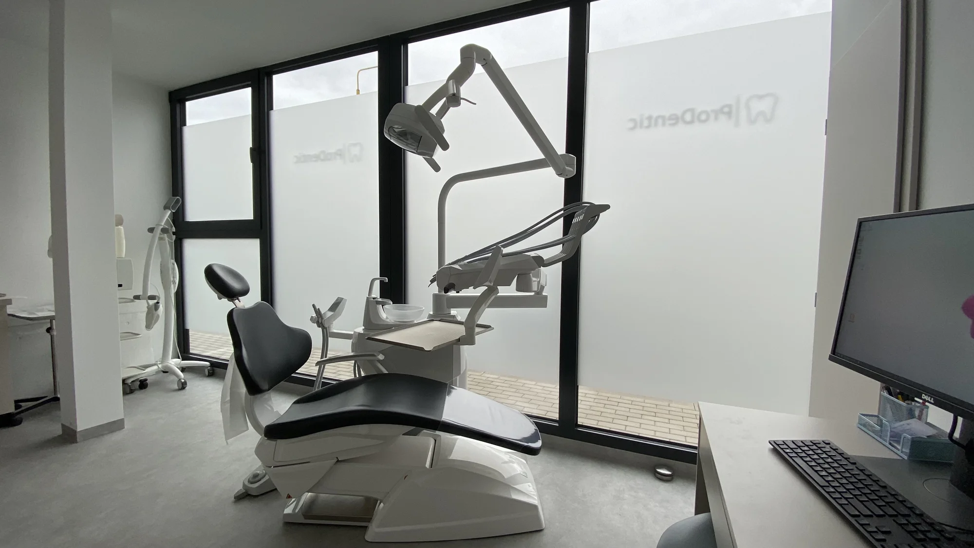 Dentálna hygiena podľa švajčiarskeho protokolu alebo bielenie zubov Opalescence Boost – Obrázok 6