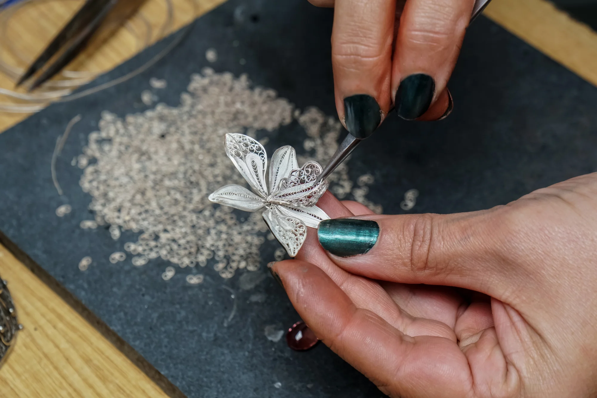 Naučte sa vyrábať šperky z unikátneho materiálu - Art Clay striebra – Obrázok 2