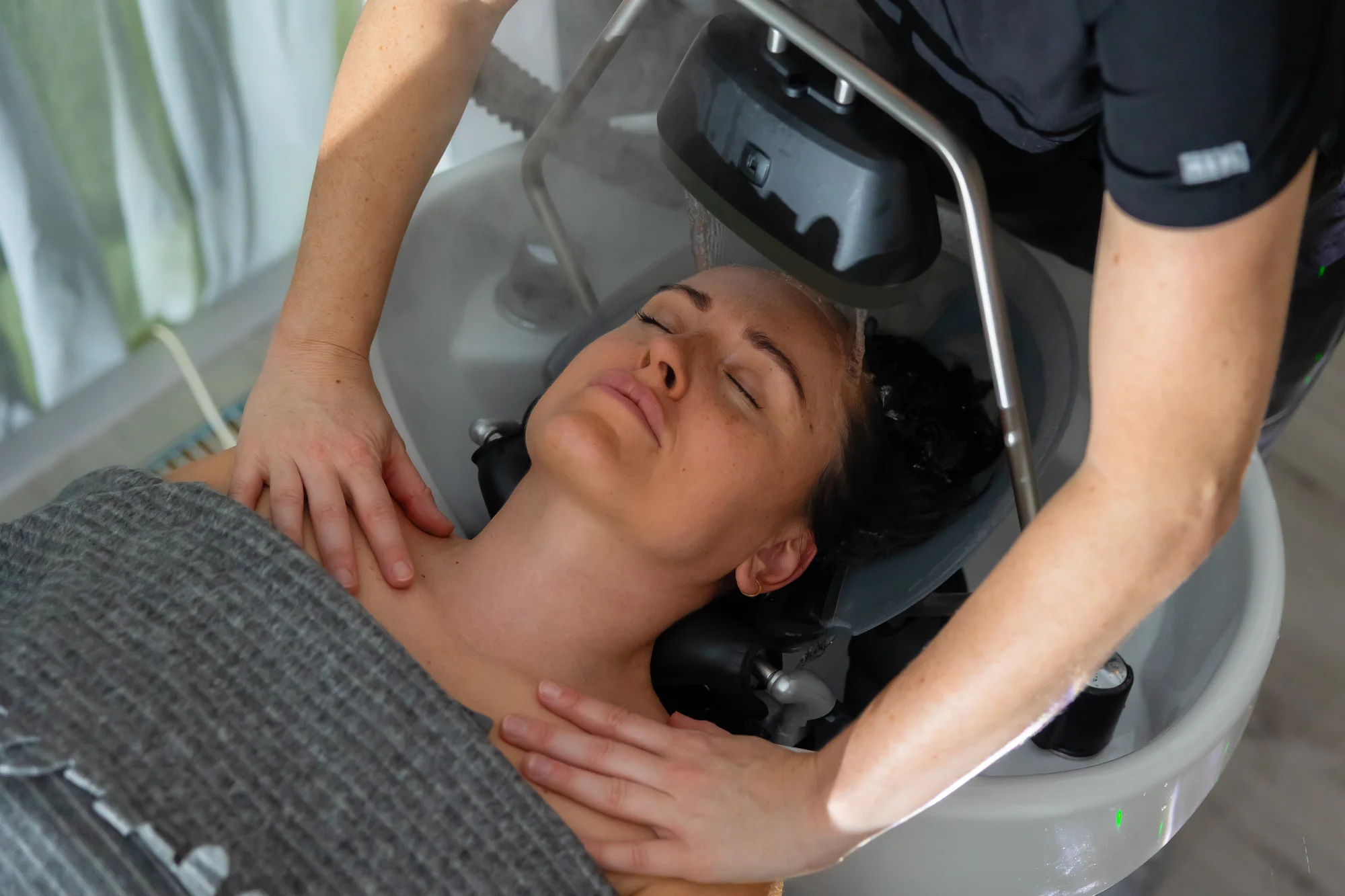 Head Spa Rituál: Japonské wellness ošetrenie pre zdravie vlasov – Obrázok 6