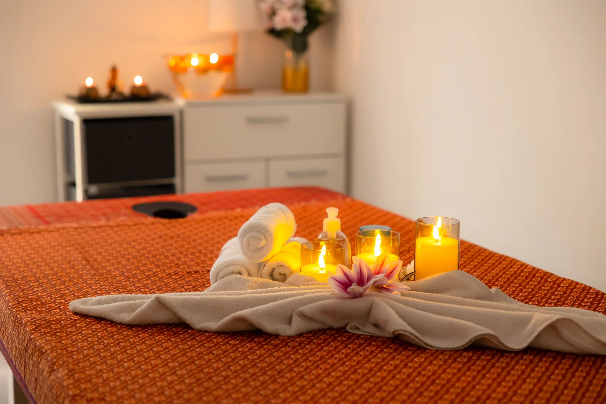 Rôzne typy masáží: Thajská, relaxačná, aromatická a iné – Obrázok 4
