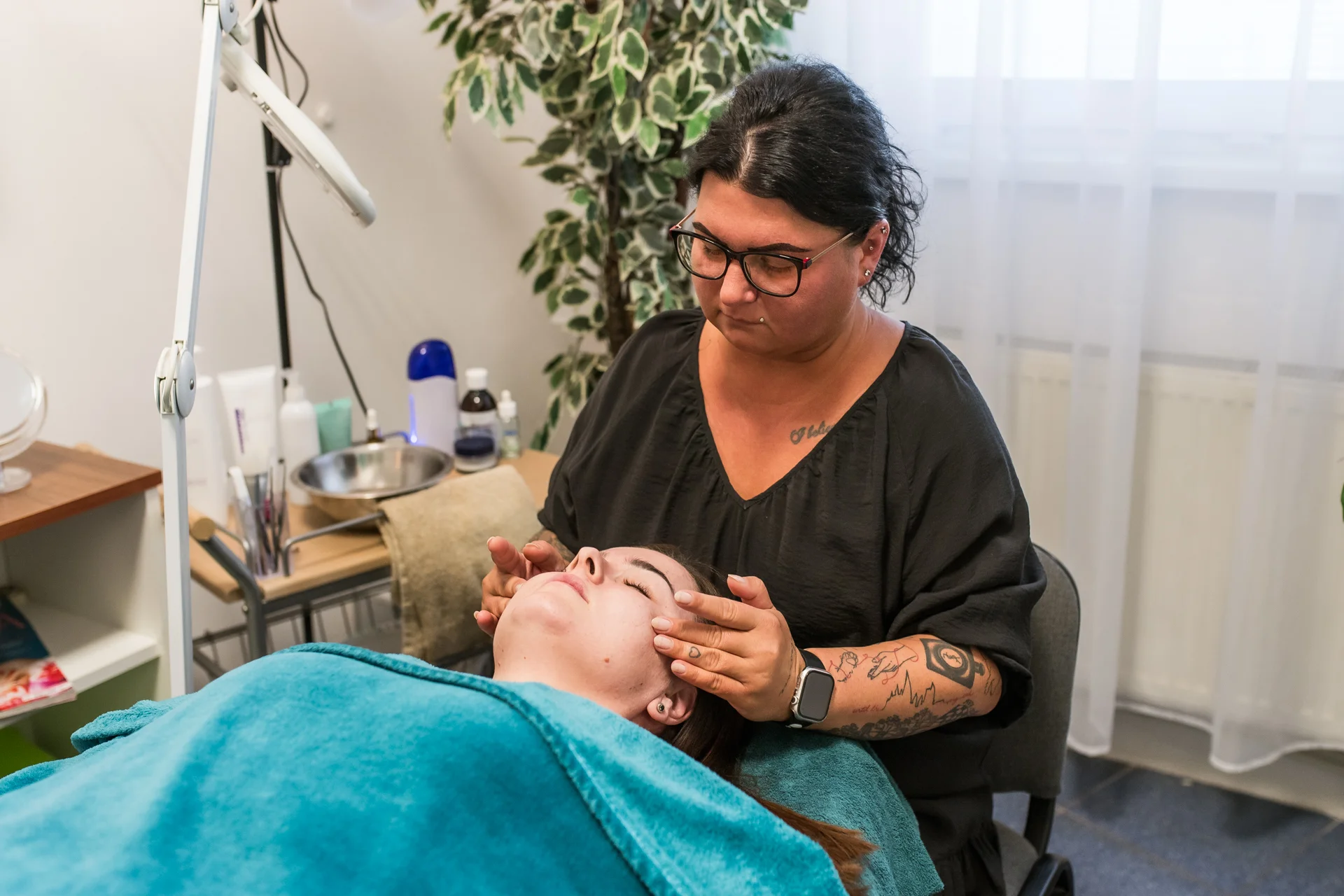 Uvoľnená, omladená a čistá pleť v RELAX-FIT: Hĺbkové čistenie pleti alebo masáž tváre – Obrázok 6