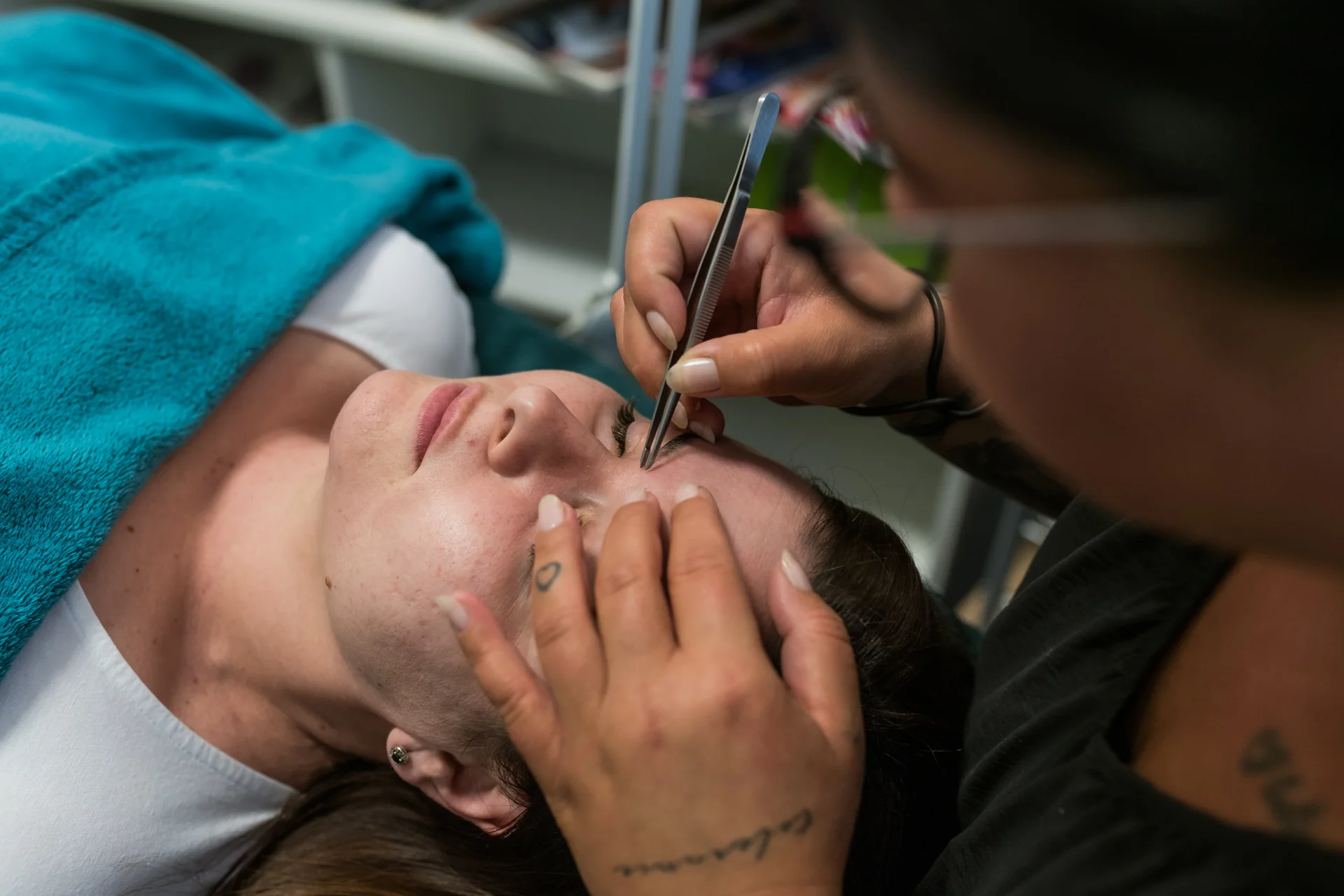 Uvoľnená, omladená a čistá pleť v RELAX-FIT: Hĺbkové čistenie pleti alebo masáž tváre – Obrázok 5