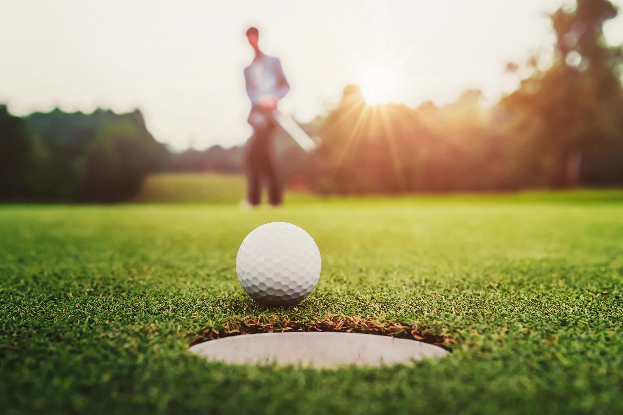 Víkendový skupinový golfový kurz na získanie zelenej karty s majstrom Slovenska Karolom Balnom v Apex golf club v Báči – Obrázok 4