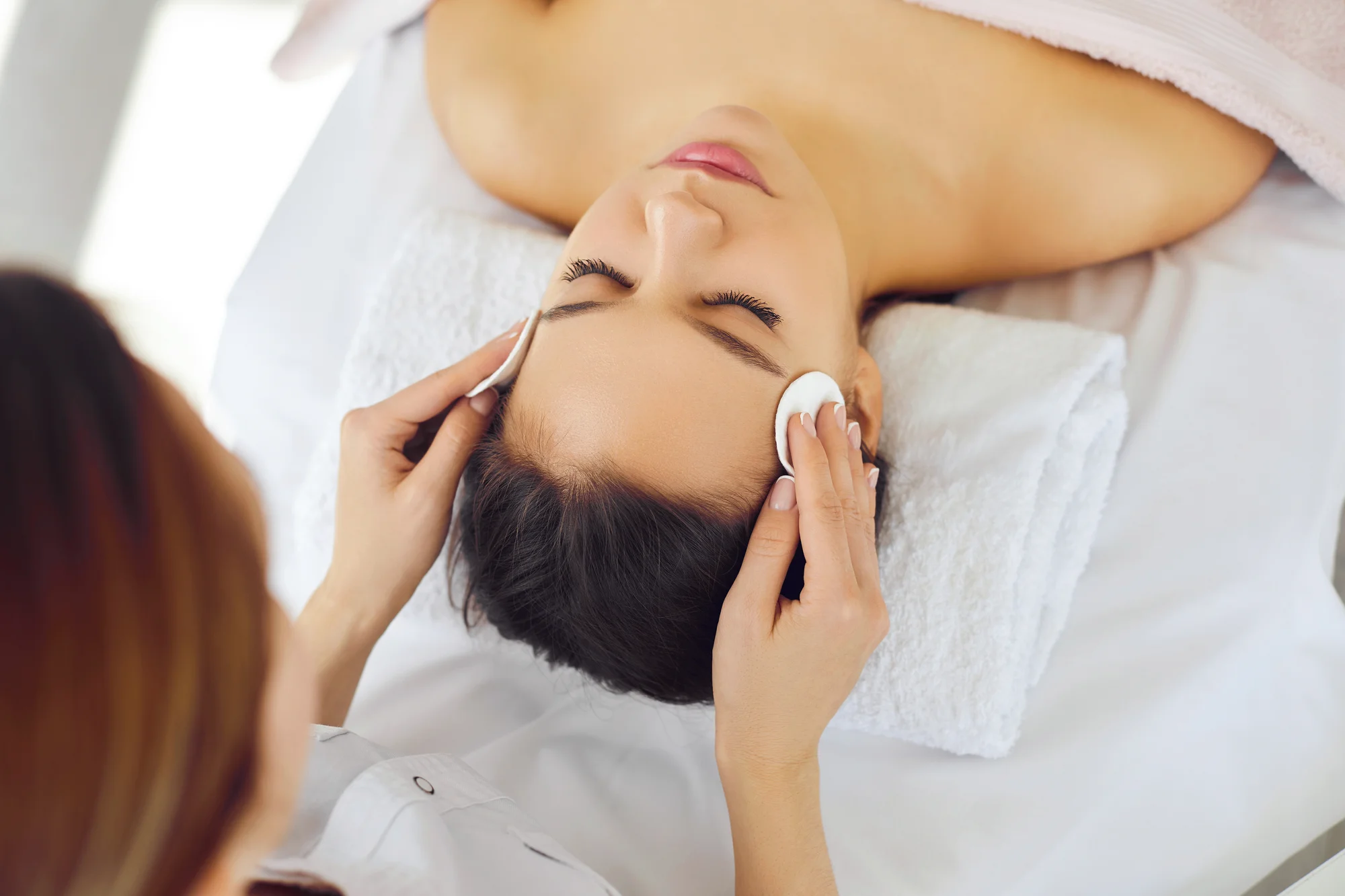 Kozmetické ošetrenia v Boho Beauty Clinic: Čistenie pleti, hydratácia, omladenie či hĺbkové čistenie Pro Facial – Obrázok 3