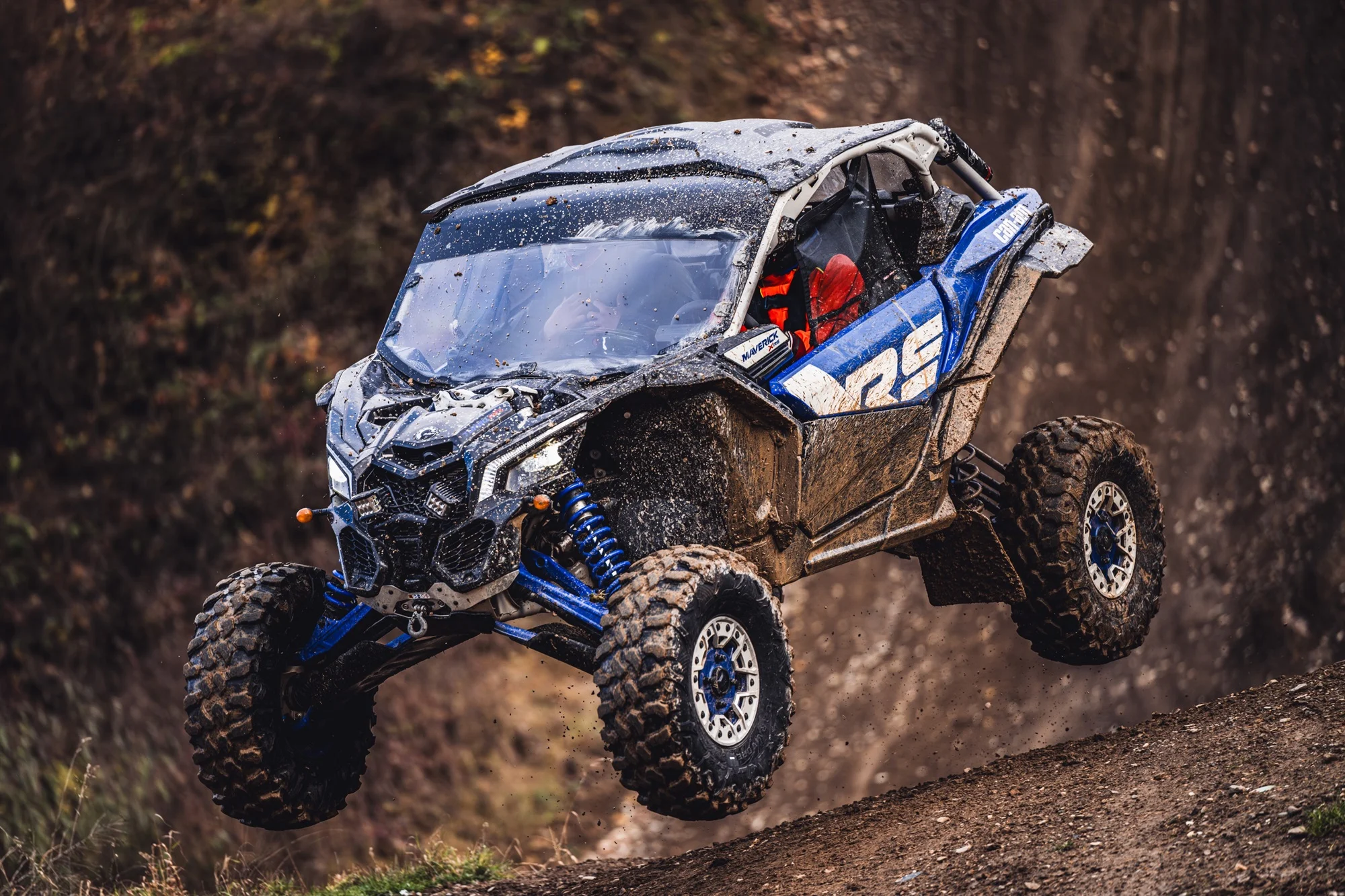 Spolujazda v bugine pre dospelých aj deti na autocrossovom okruhu v Môlči – Obrázok 3
