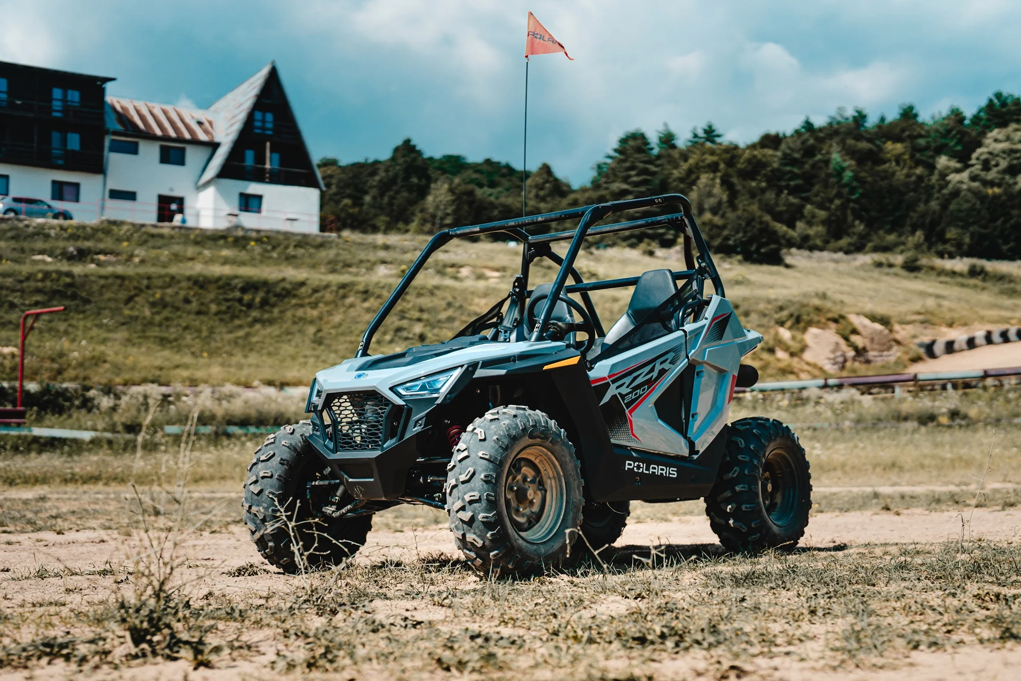 Spolujazda v bugine pre dospelých aj deti na autocrossovom okruhu v Môlči – Obrázok 4