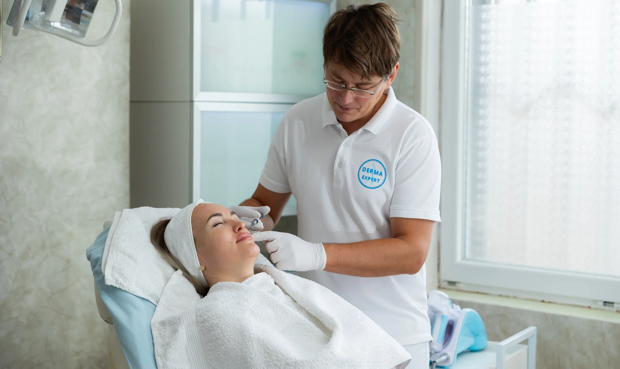 Omladenie bez chirurgického zákroku: Skinbooster Revitrane alebo Juvederm Volite – Obrázok 4