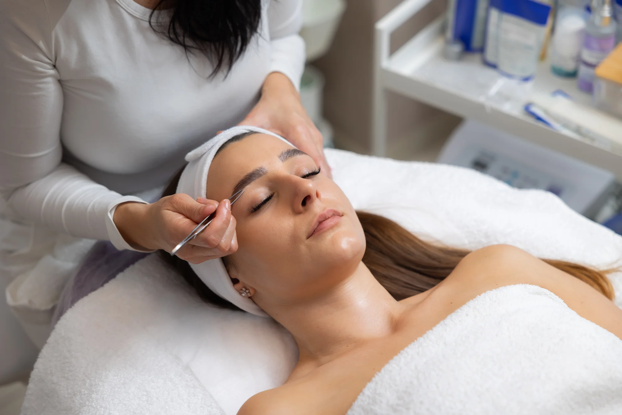 Pleťové ošetrenia pre dámy: Hĺbkové ošetrenie, Vitamín C, Chemický peeling – Obrázok 2