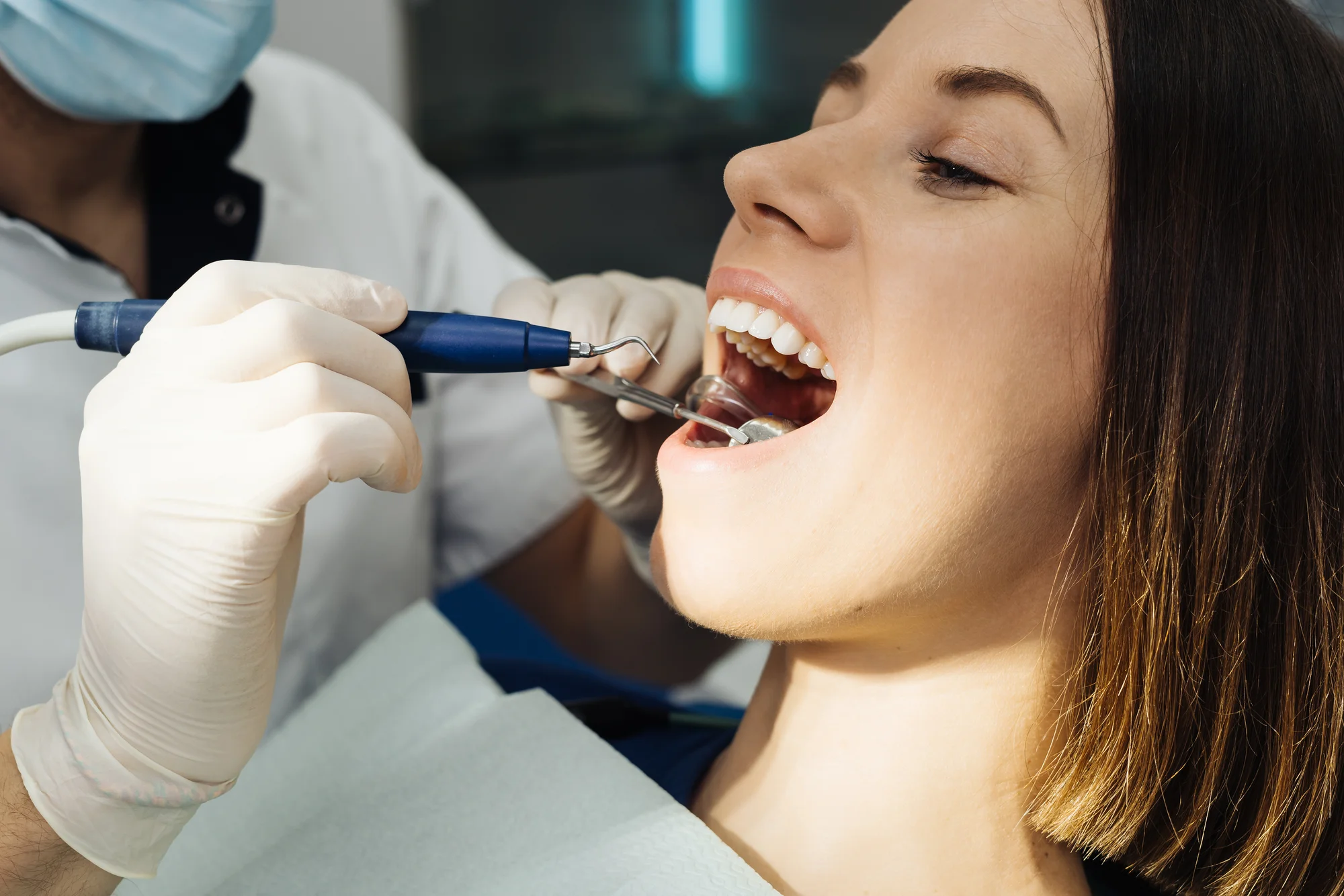 Komplexná dentálna hygiena s Air flow aj ultrazvukovým čistením – Obrázok 3