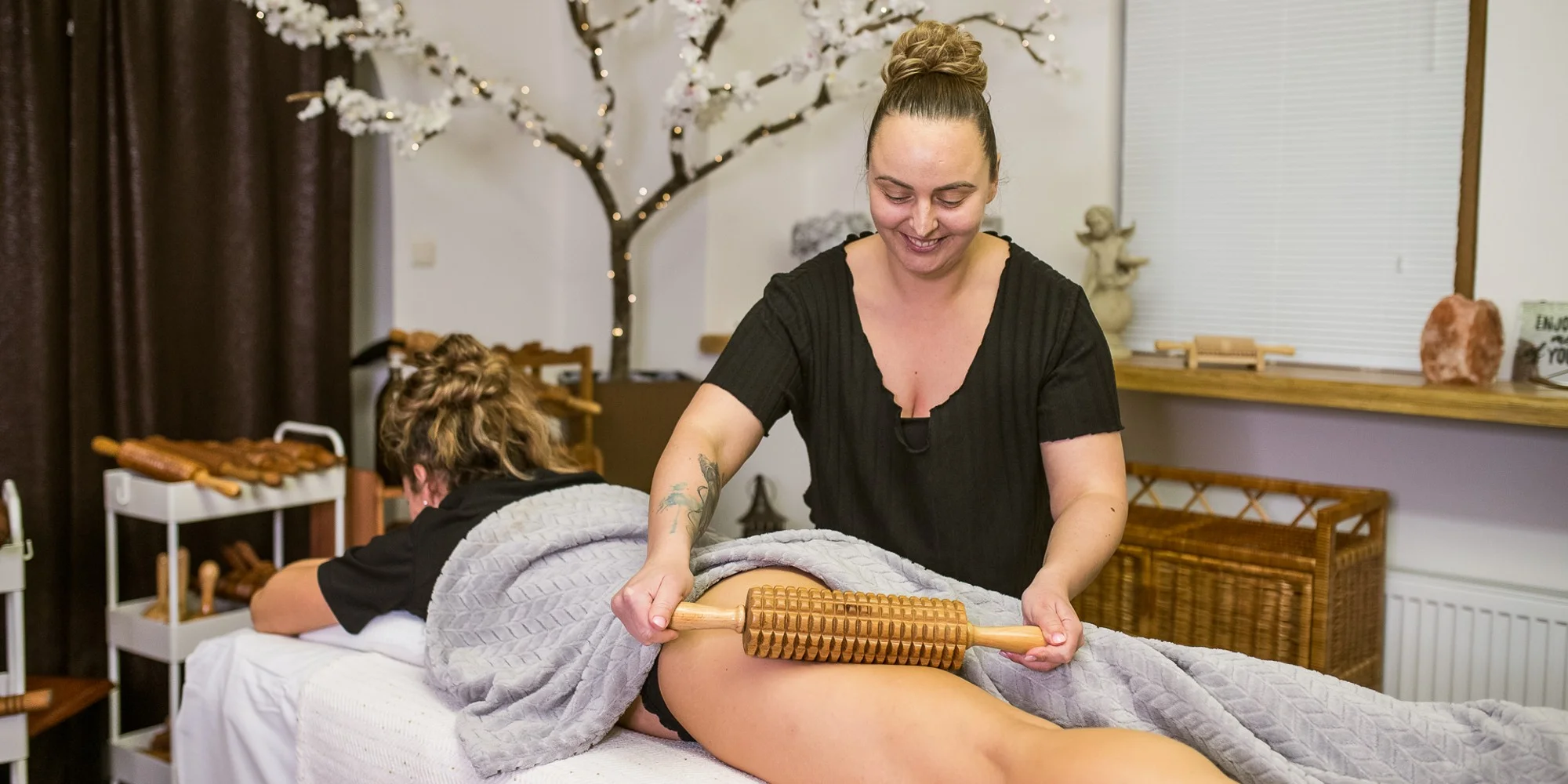 Relax pre telo i dušu: Klasické aj ajurvédske masáže či indická sauna – Obrázok 2