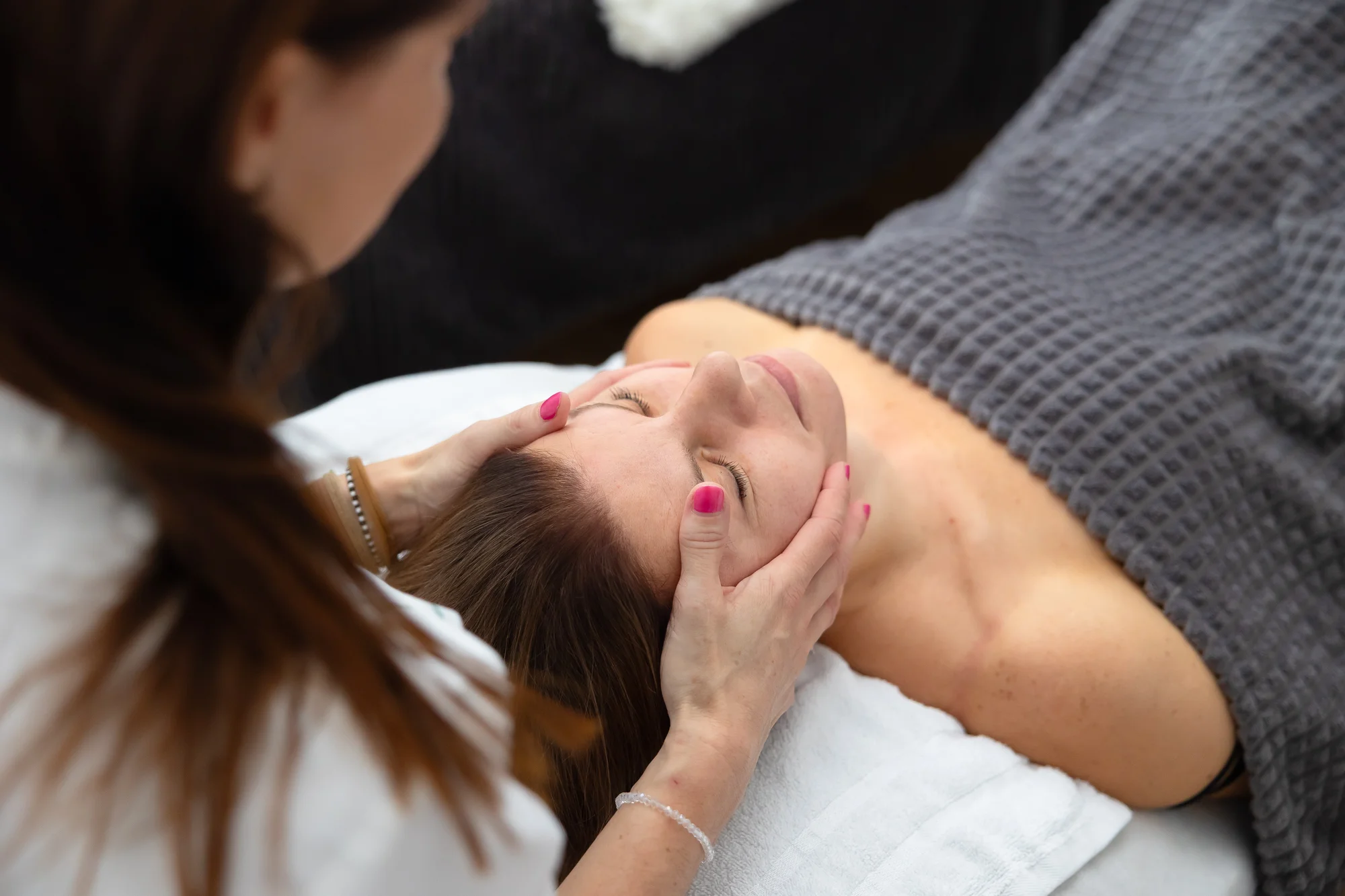 Masáž tváre, Age control, mezoterapia aj regeneračné ošetrenie pre pánov – Obrázok 5