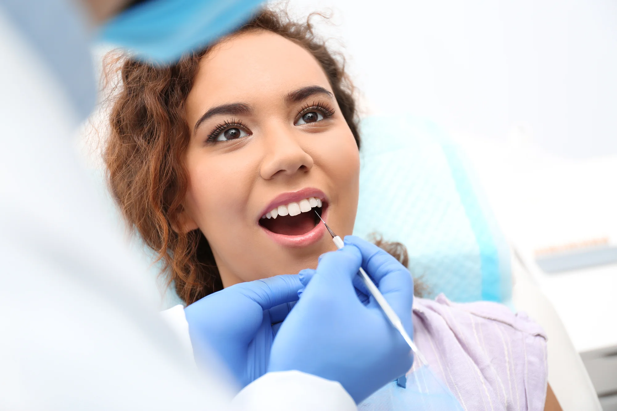 Linea Dent Poprad: Dentálna hygiena – samostatne aj v kombinácii s bielením zubov – Obrázok 2