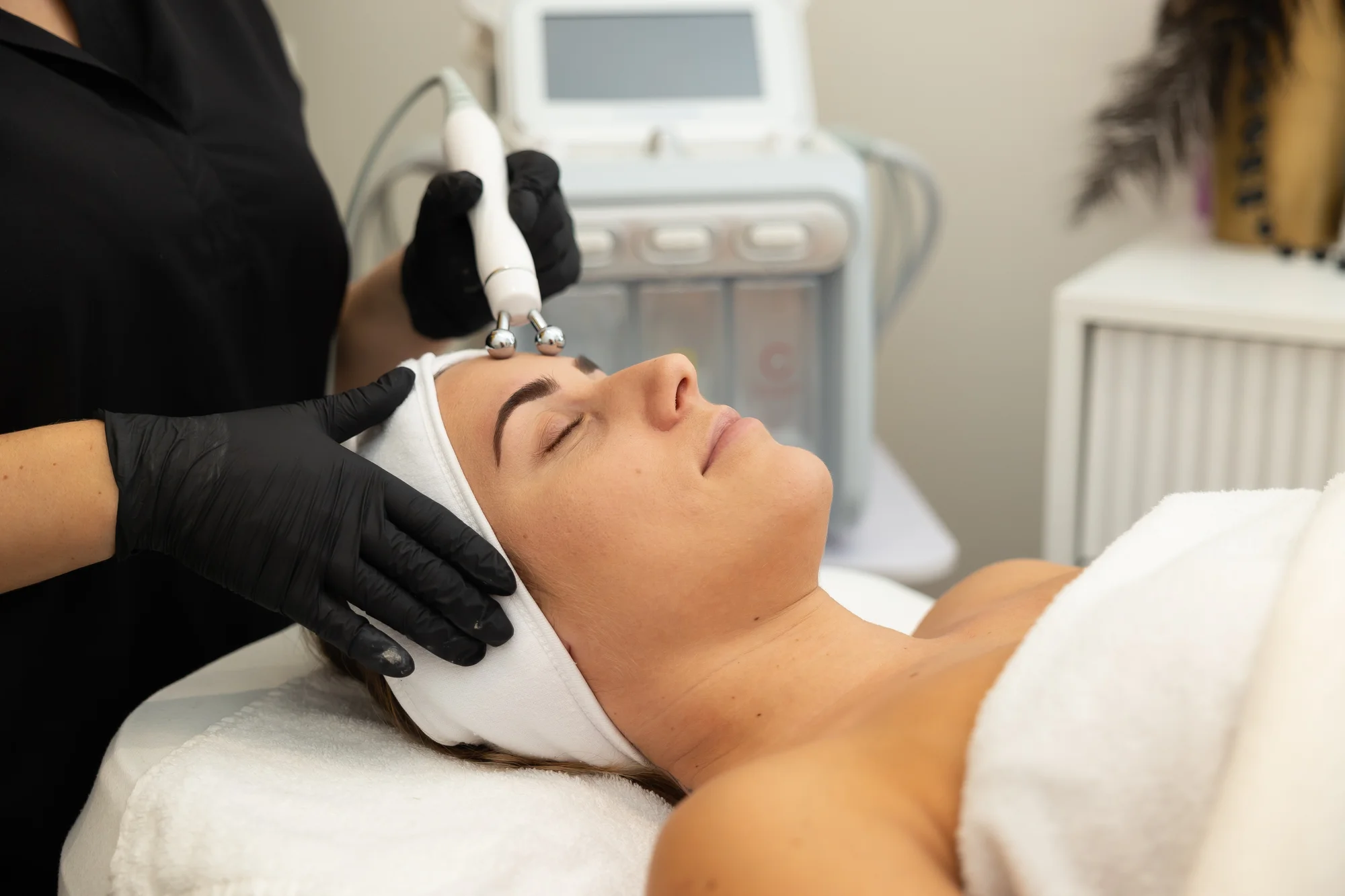 Kolagénové ošetrenie, laminácia obočia či lash lift – Obrázok 4