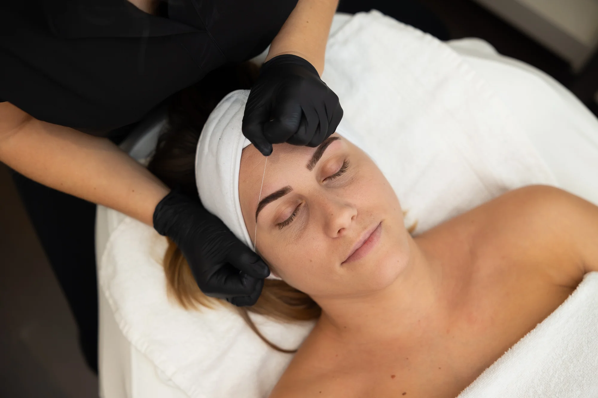 Kolagénové ošetrenie, laminácia obočia či lash lift – Obrázok 3