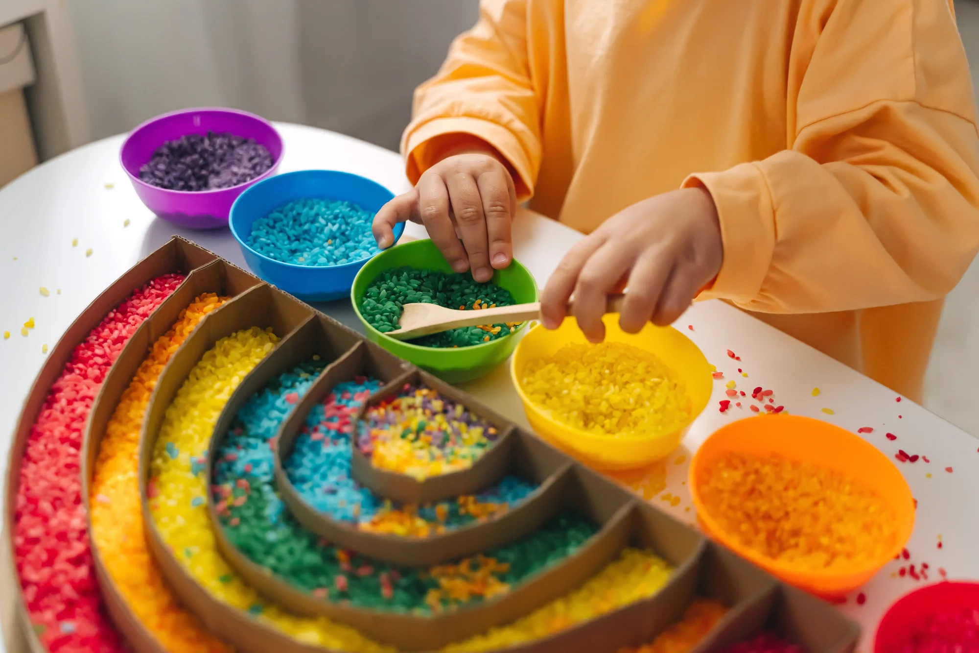 Montessori kurzy pre deti: Kreatívne dielničky, keramika, majstrovanie a iné – Obrázok 2