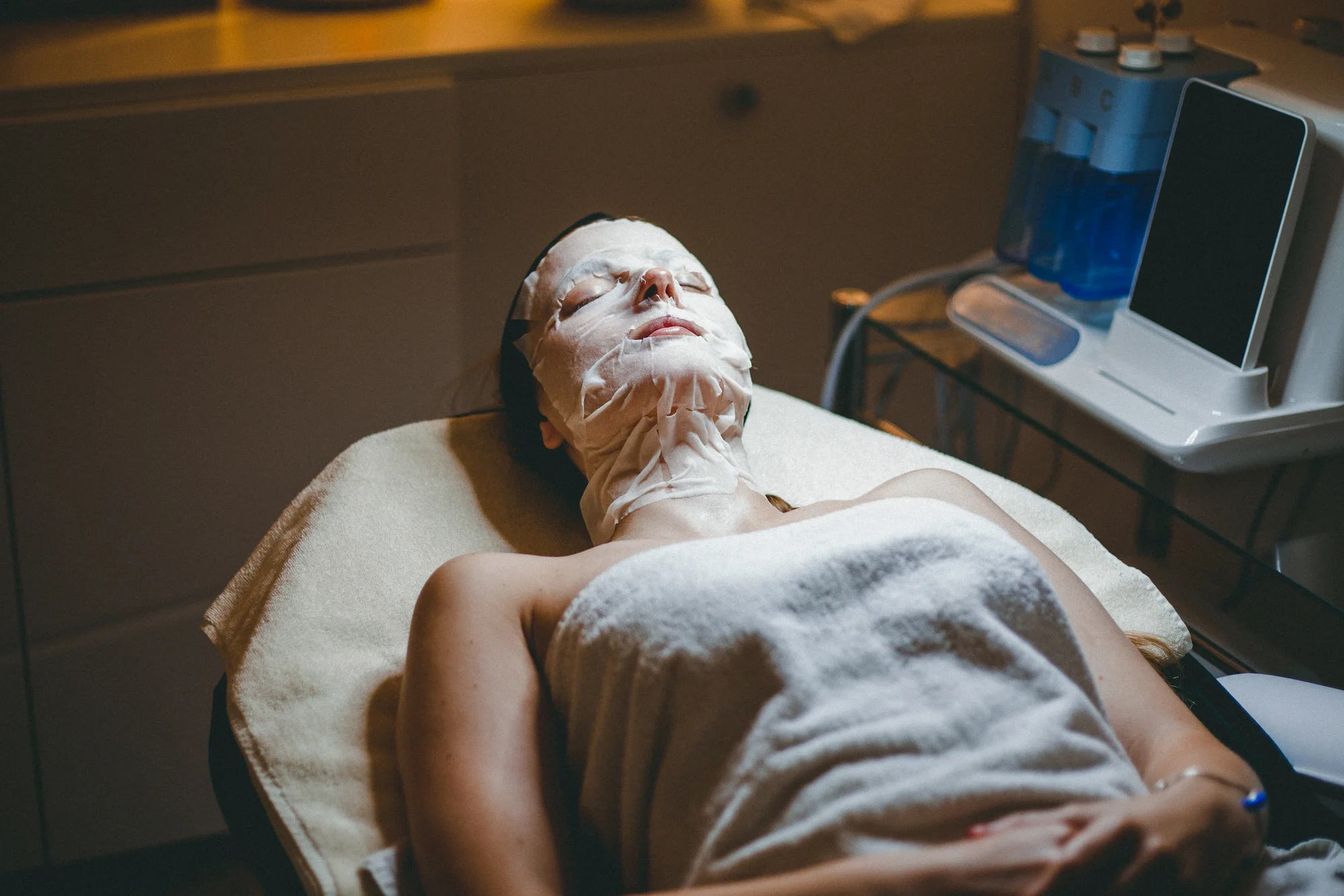 Čistenie pleti, ošetrenie Hydrofacial alebo mezoterapia SkinBooster – Obrázok 3