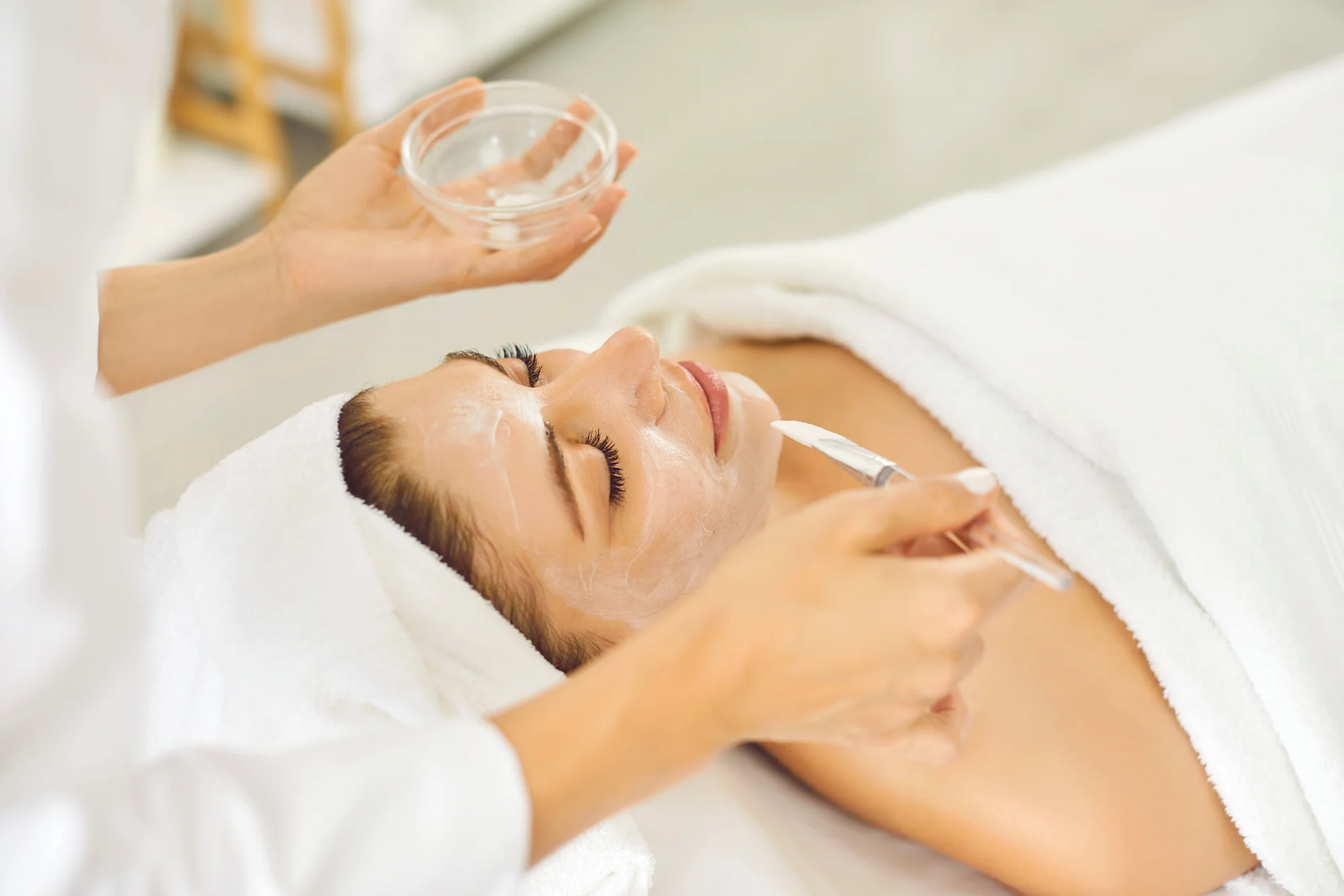 Balíčky kozmetických ošetrení pre dokonalú pleť v Beauty Ell – Obrázok 3