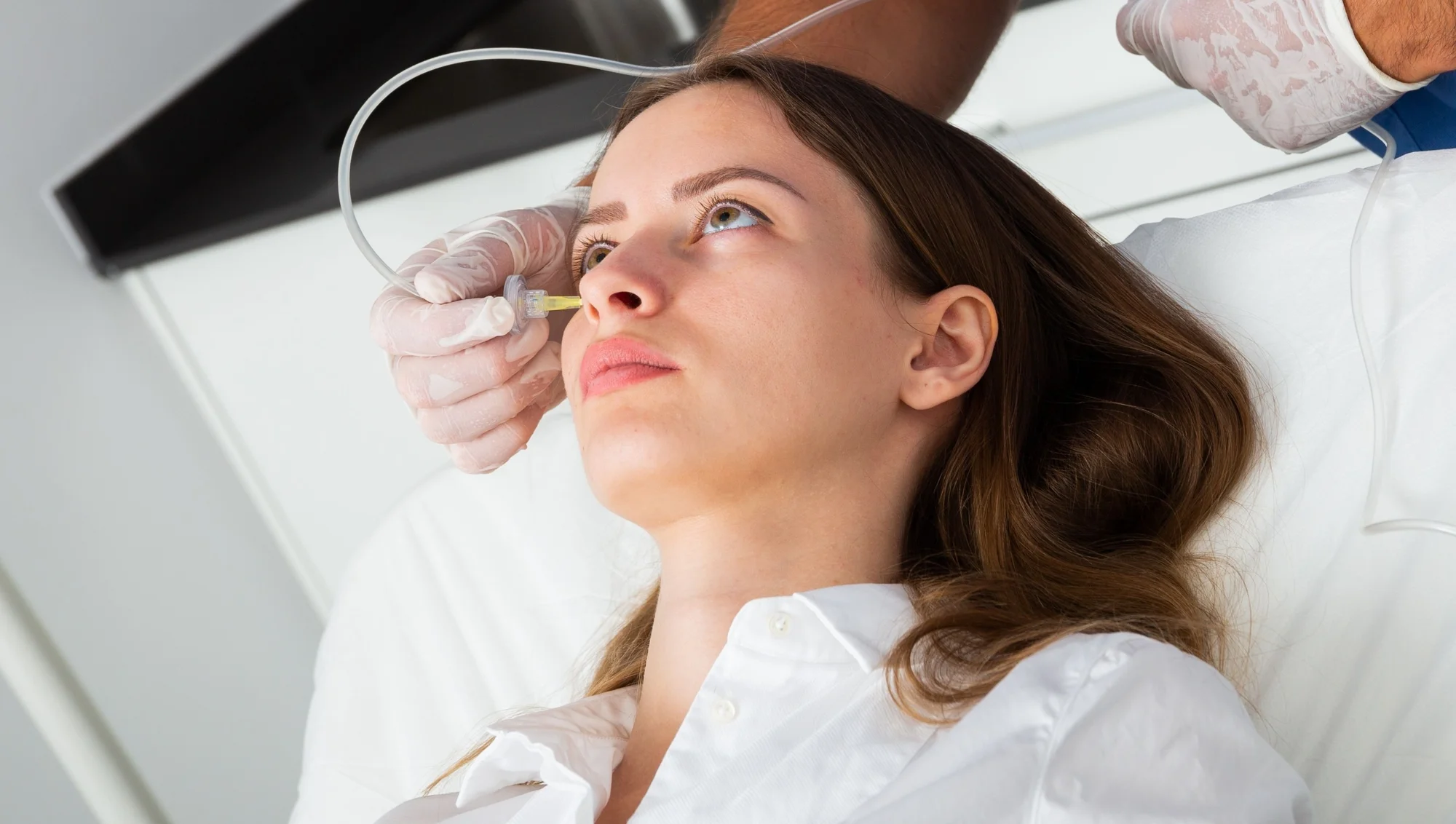 Inovatívne ošetrenia pleti v HBA Clinic: Elixír mladosti aj dôkladné čistenie – Obrázok 6