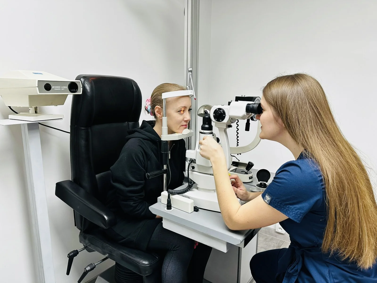Kompletné očné vyšetrenie so zľavou na okuliare, vrátane multifokálnych – Obrázok 6