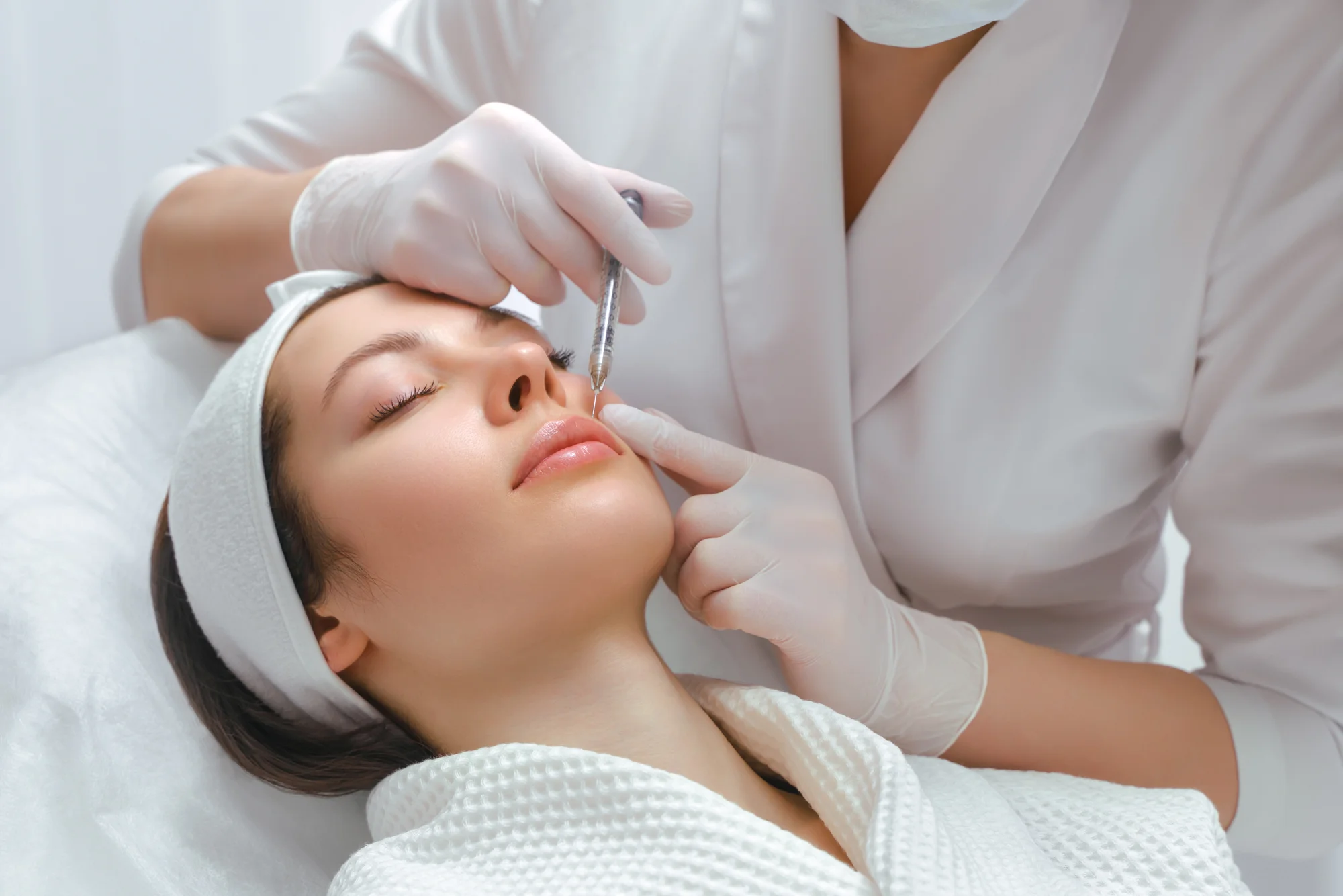 Darčeková poukážka v hodnote 100 alebo 150 € na všetky služby v estetickom centre Esteľ Clinic – Obrázok 5
