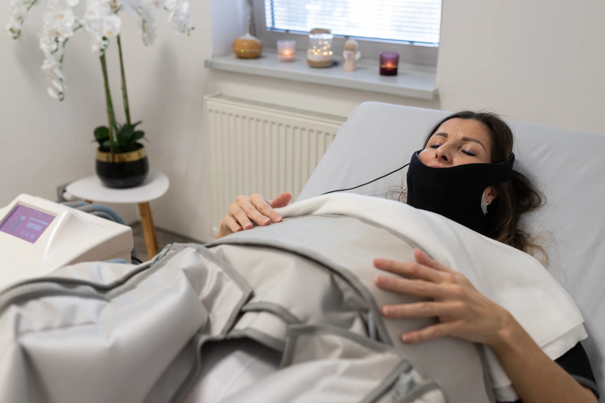 BODYSCULPTOR - odbúravanie viscerálneho a pokožného tuku, formovanie postavy a redukcia celulitídy v Balu Body Slim – Obrázok 4