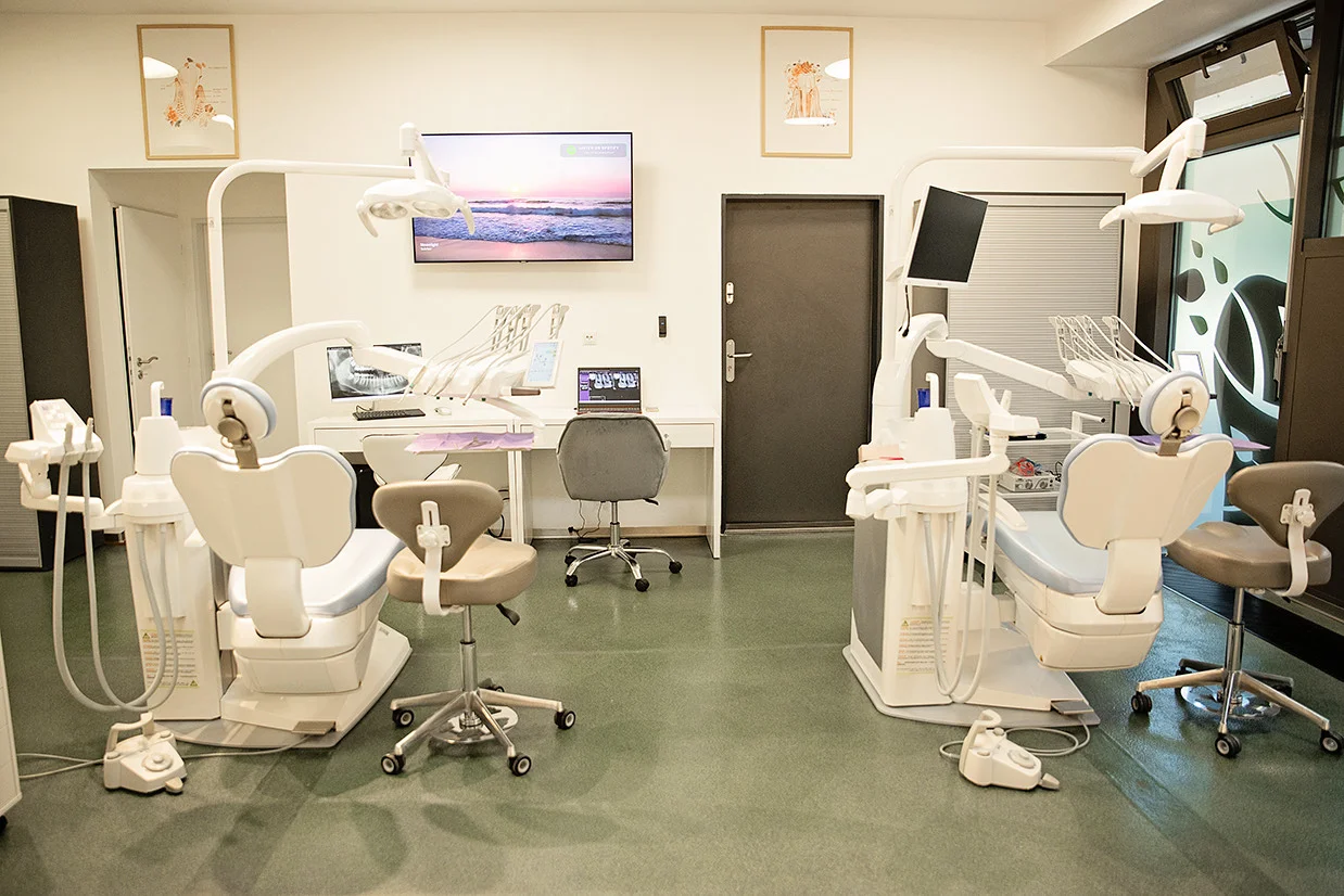 Komplexné vyšetrenie chrupu a dentálna hygiena v PUREDENT Košice – Obrázok 6