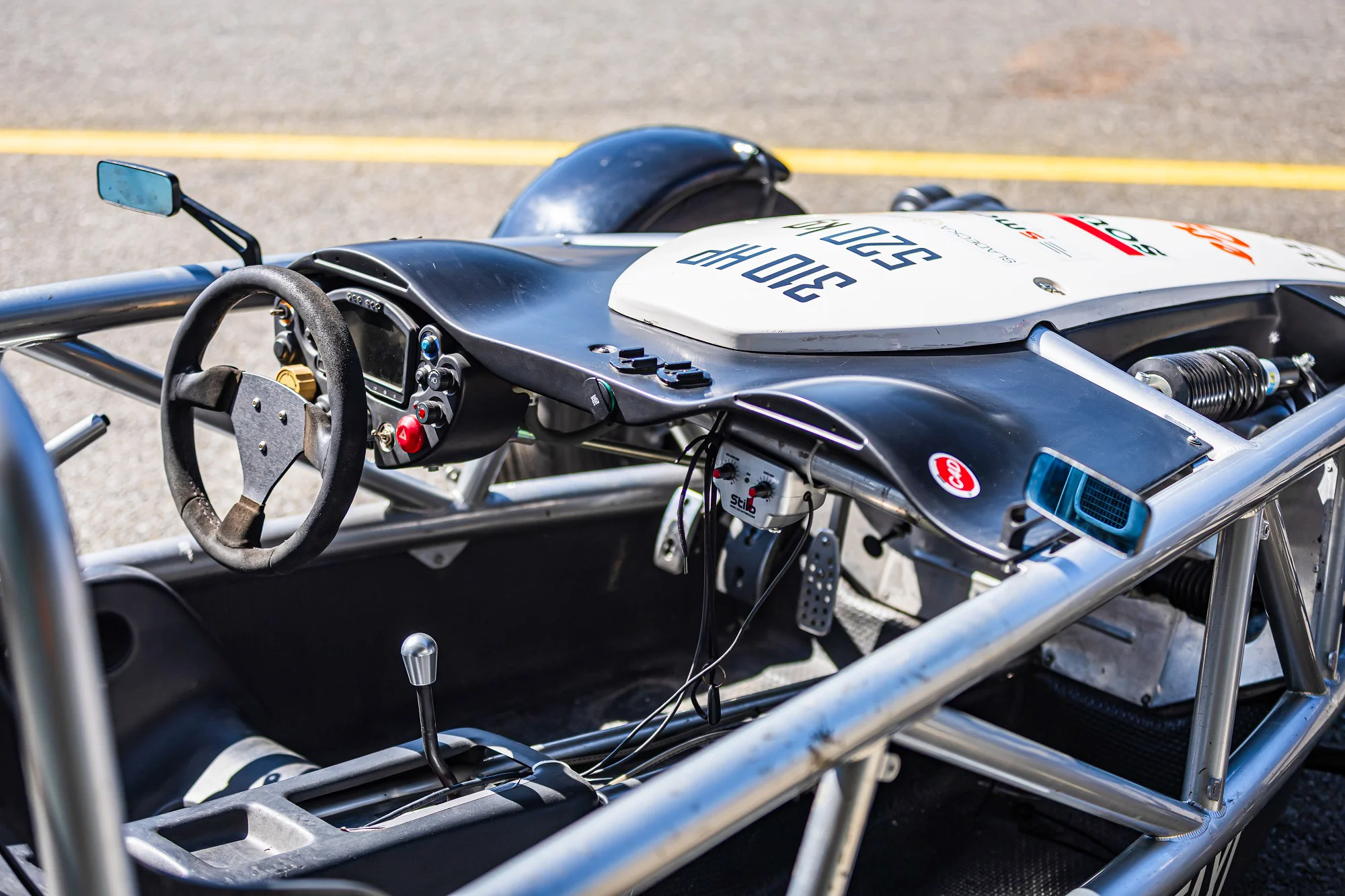 Adrenalínová jazda na ARIEL ATOM 3.5 ako spolujazdec na letisku Nitra - Janíkovce – Obrázok 3