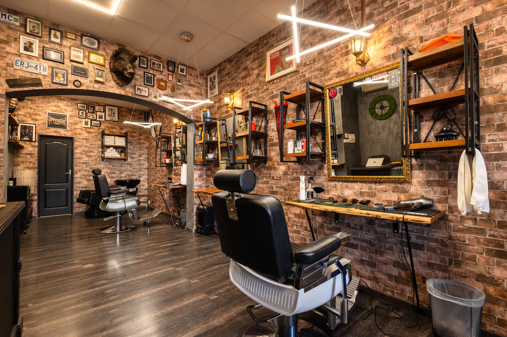 Sidepart Barbershop: Pánsky strih aj s úpravou brady – Obrázok 2