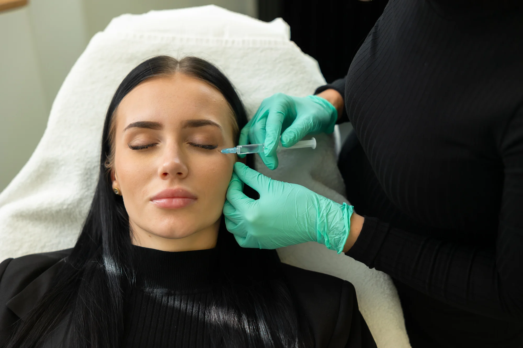 Odstránenie kruhov pod očami či korekcia horných a dolných očných viečok plazmovým lúčom vo Fabulous beauty – Obrázok 4