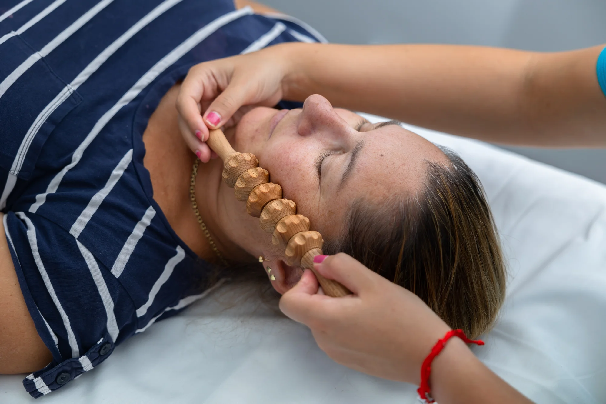 Face fitness alebo kozmetická masáž tváre – Obrázok 5