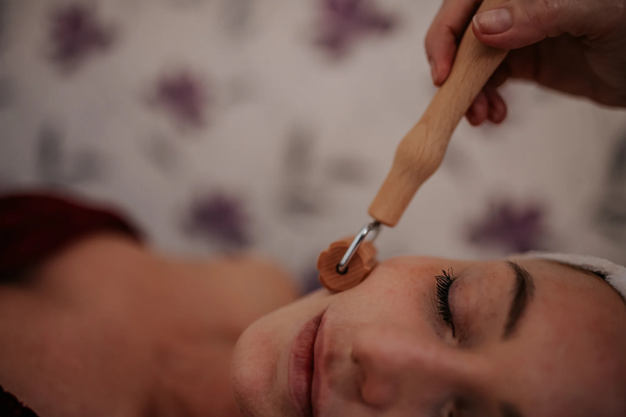Maderoterapia tváre aj s masážou v Mirieva Body bar Trenčín – Obrázok 6
