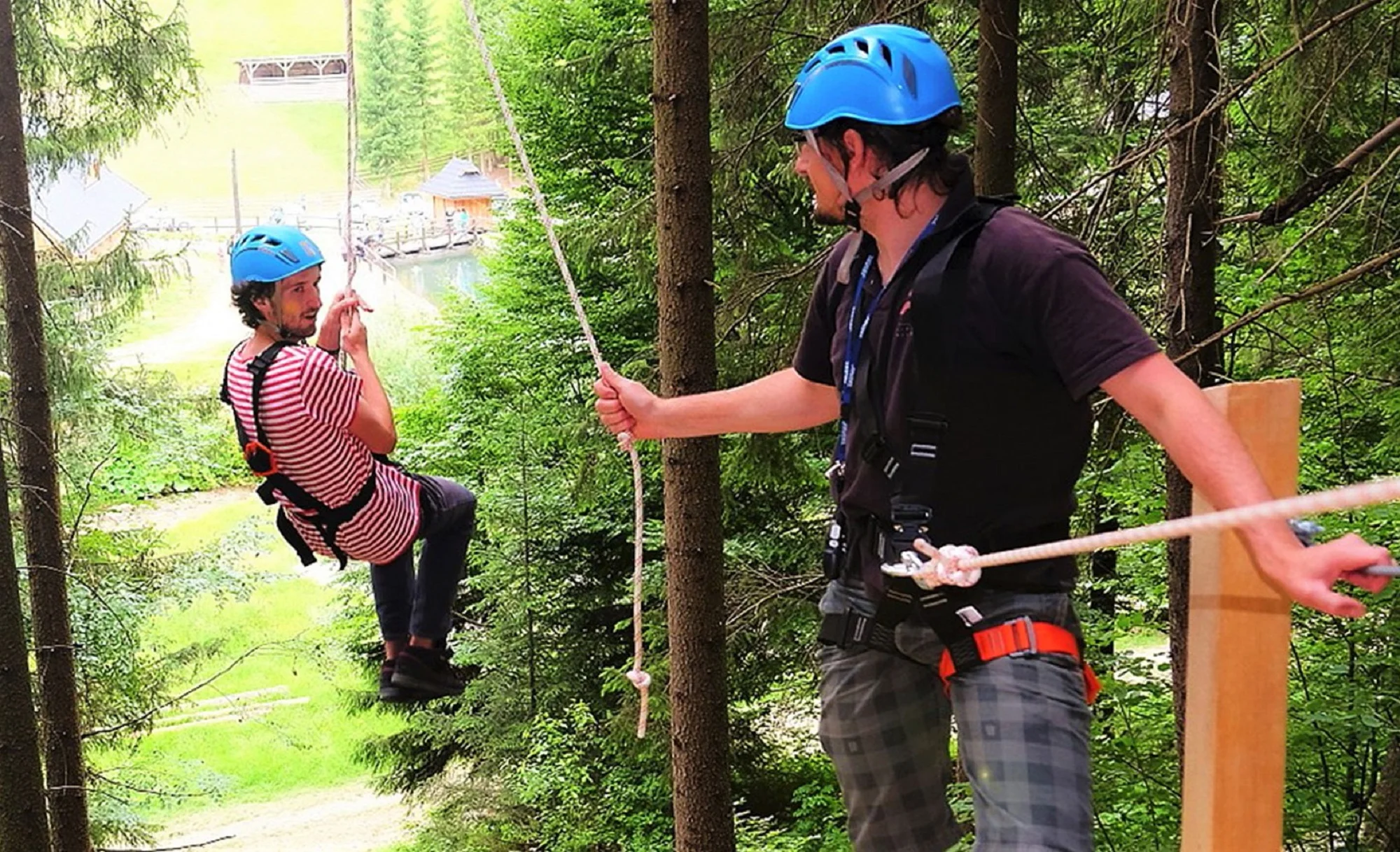 Perfektná jazda na kladke ZipLine v Čutkovskej doline pri Ružomberku – Obrázok 2