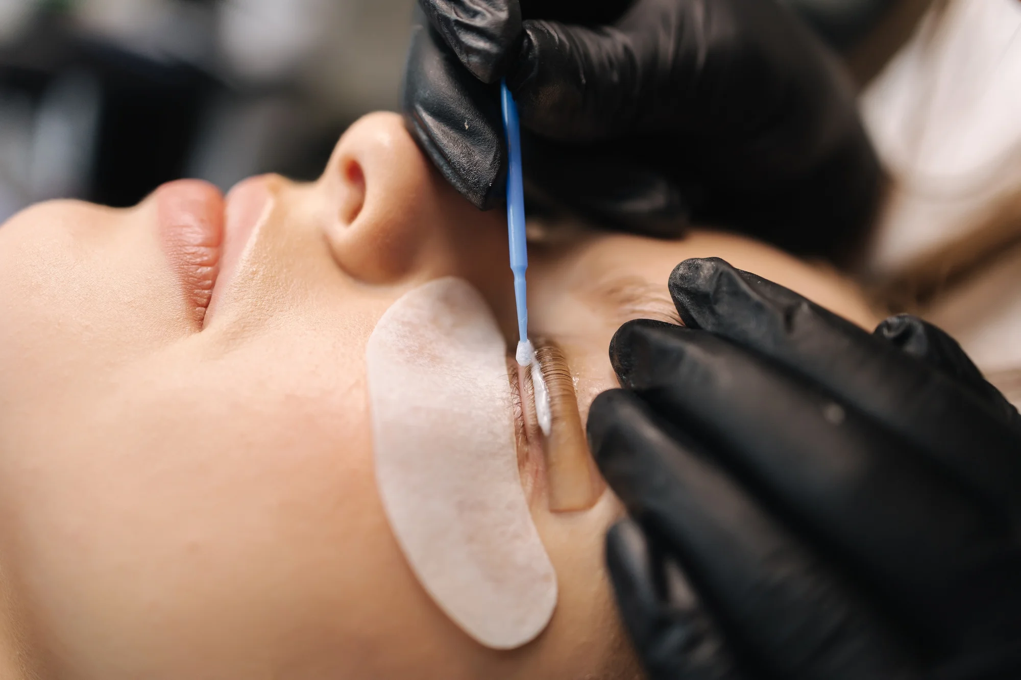 Laminácia obočia alebo Lash lifting mihalníc v salóne DD-Permanent by Dasa Danis – Obrázok 3