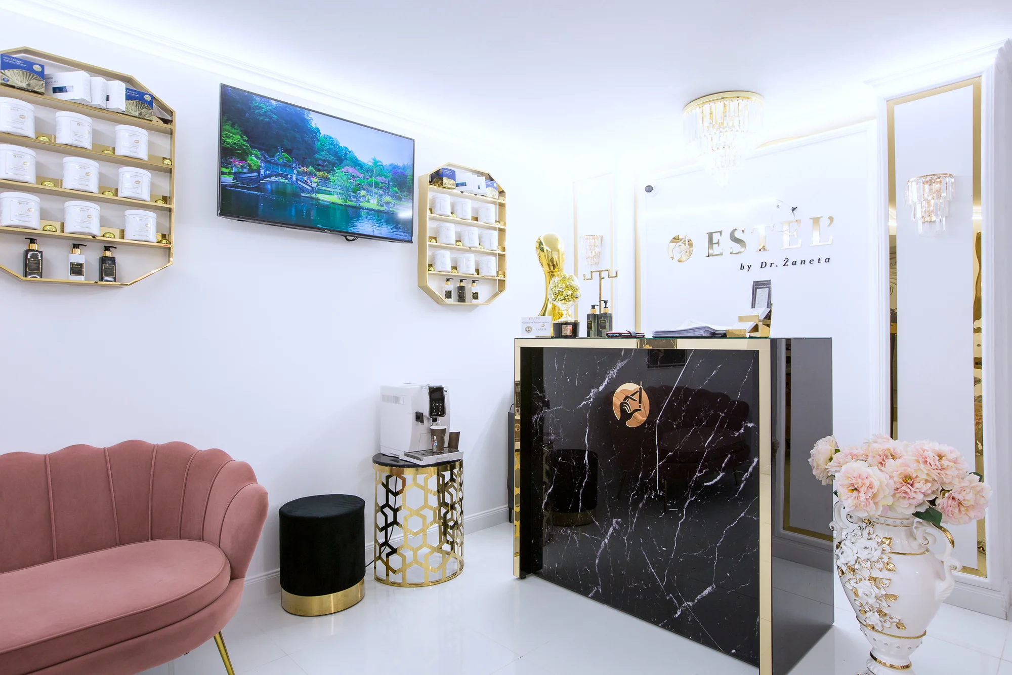 Darčeková poukážka v hodnote 100 alebo 150 € na všetky služby v estetickom centre Esteľ Clinic – Obrázok 3